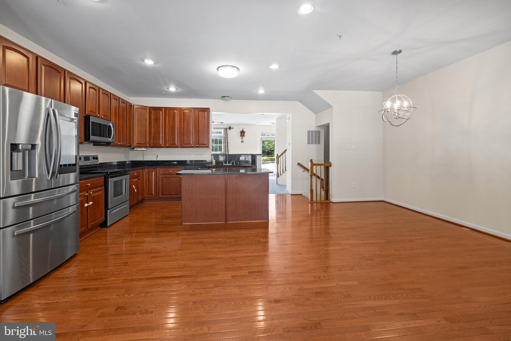 10718 HILLINGDON ROAD