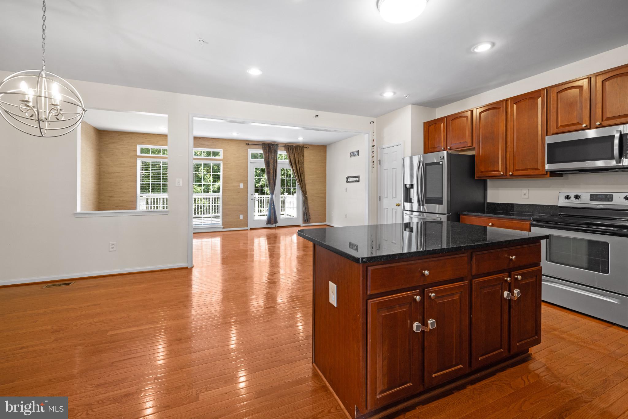 10718 HILLINGDON ROAD