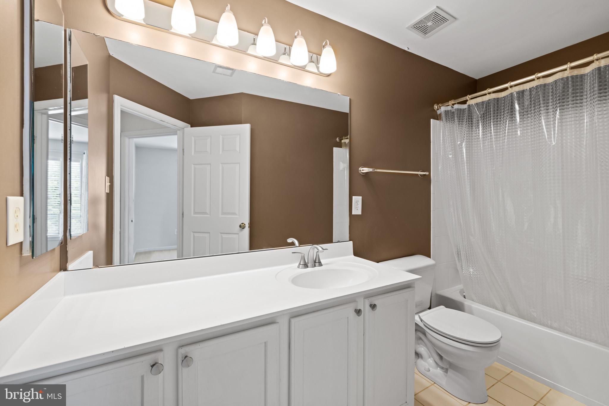 10718 HILLINGDON ROAD