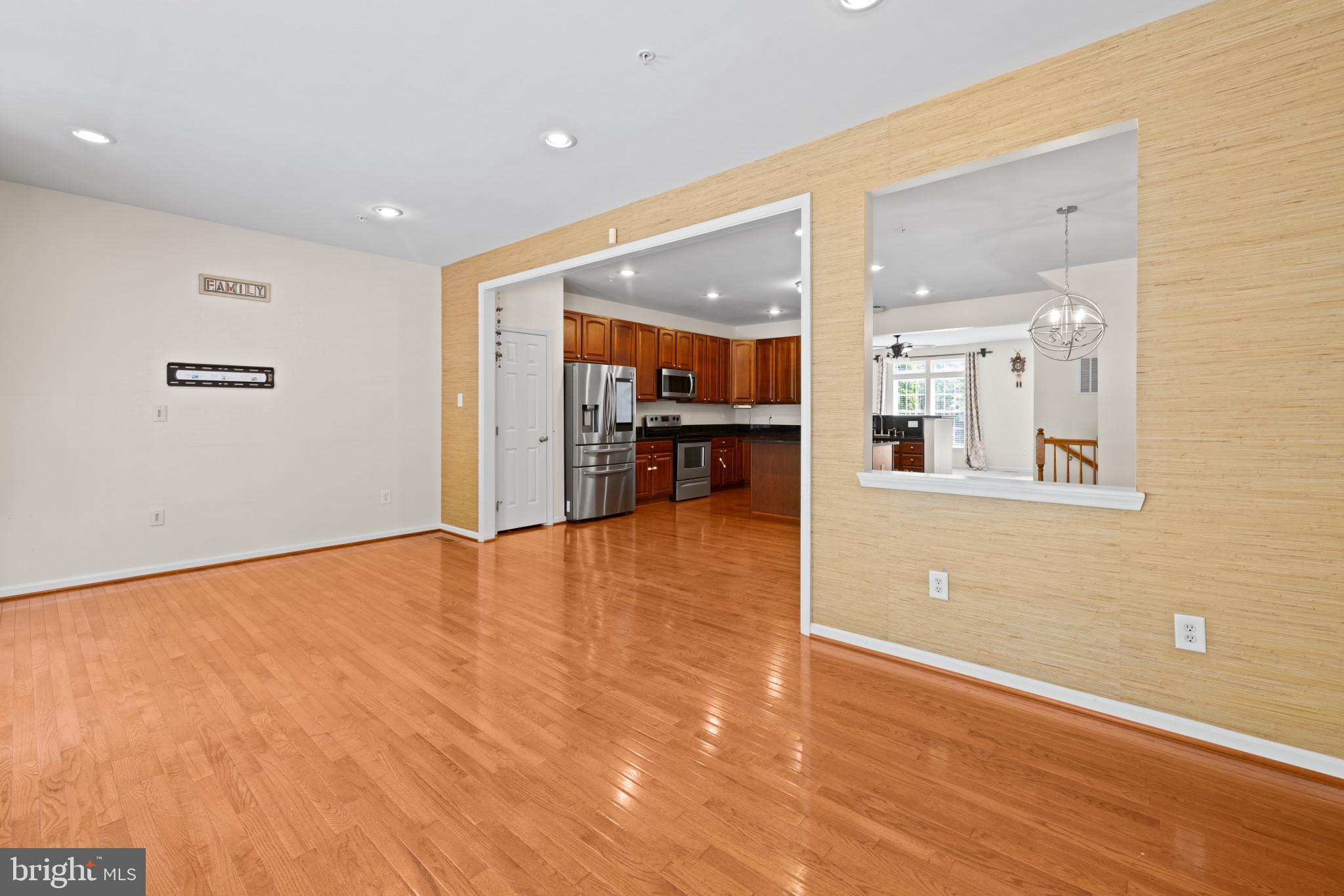 10718 HILLINGDON ROAD