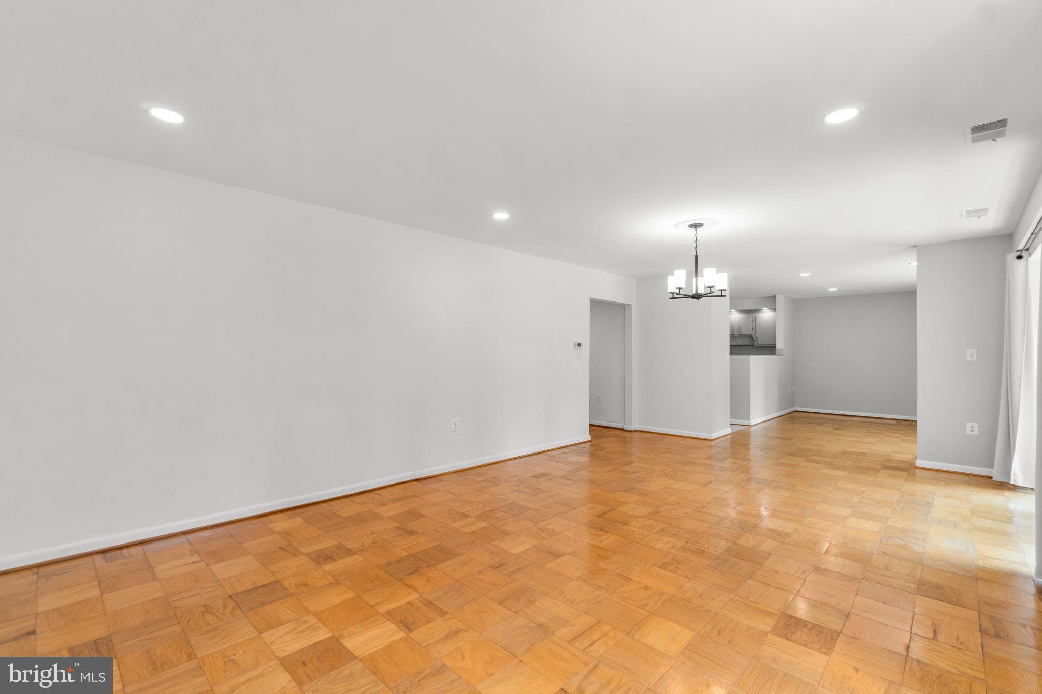 10067 Windstream Dr #4