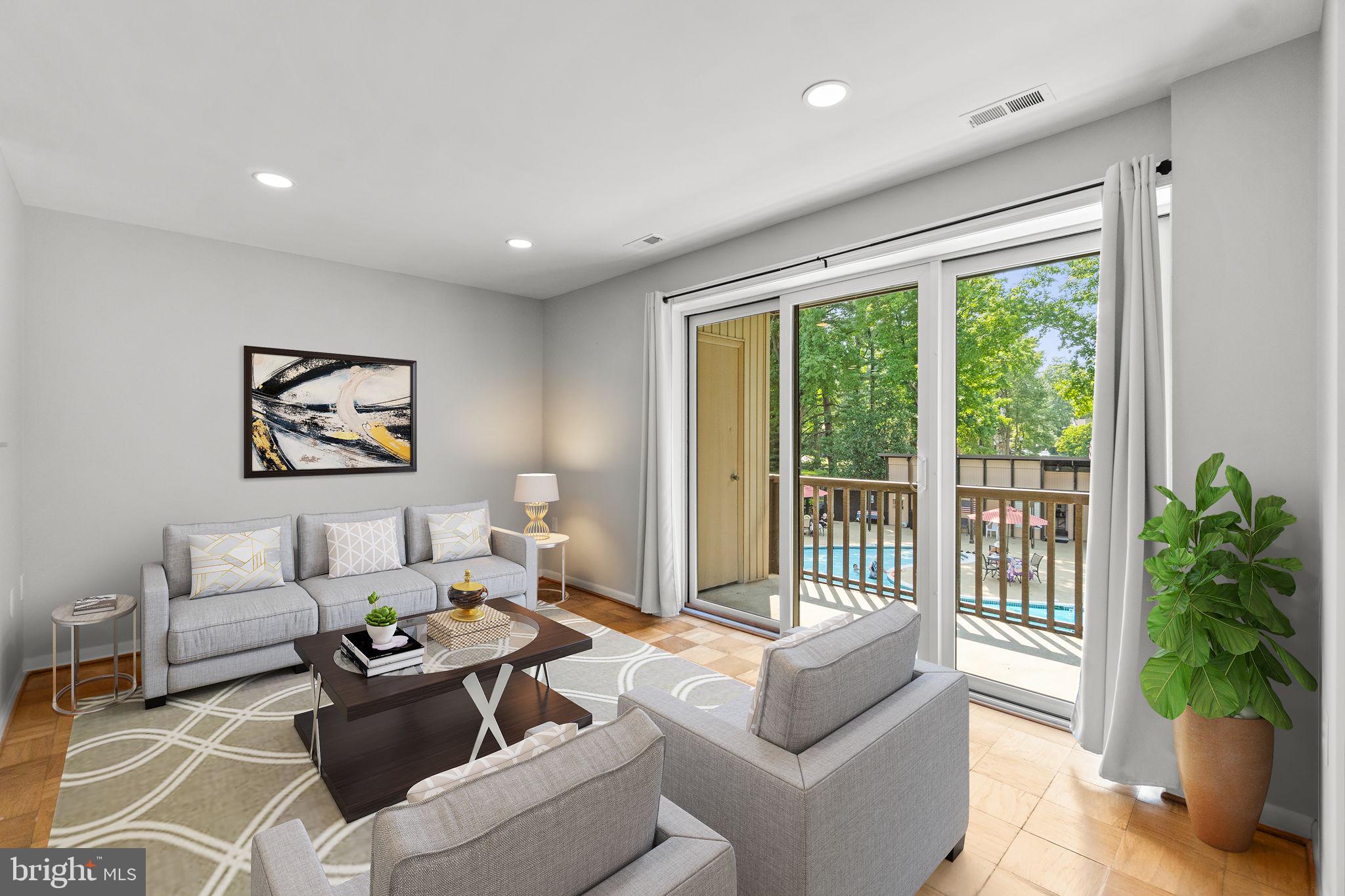 10067 Windstream Dr #4