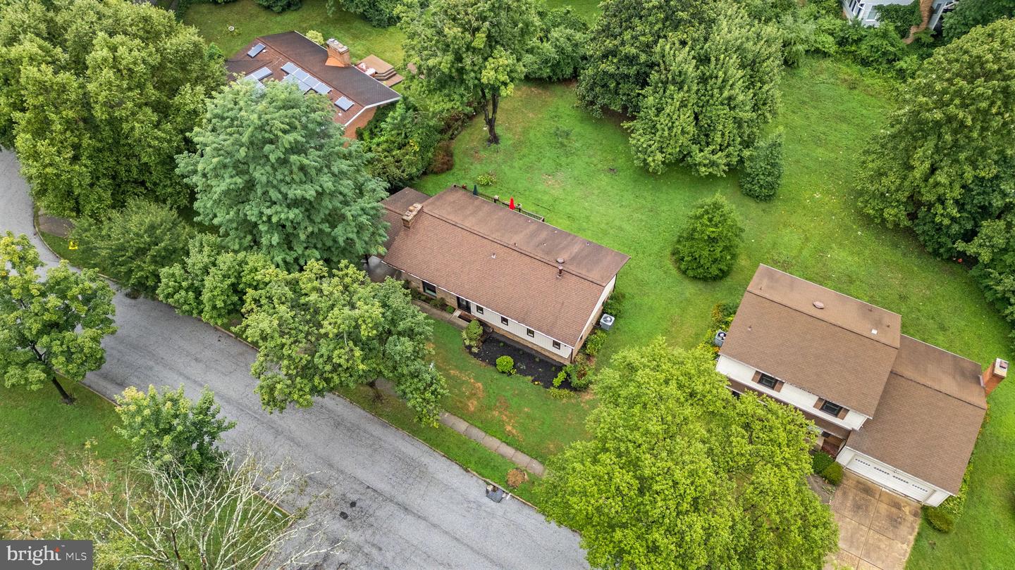 10010 Hyla Brook Rd