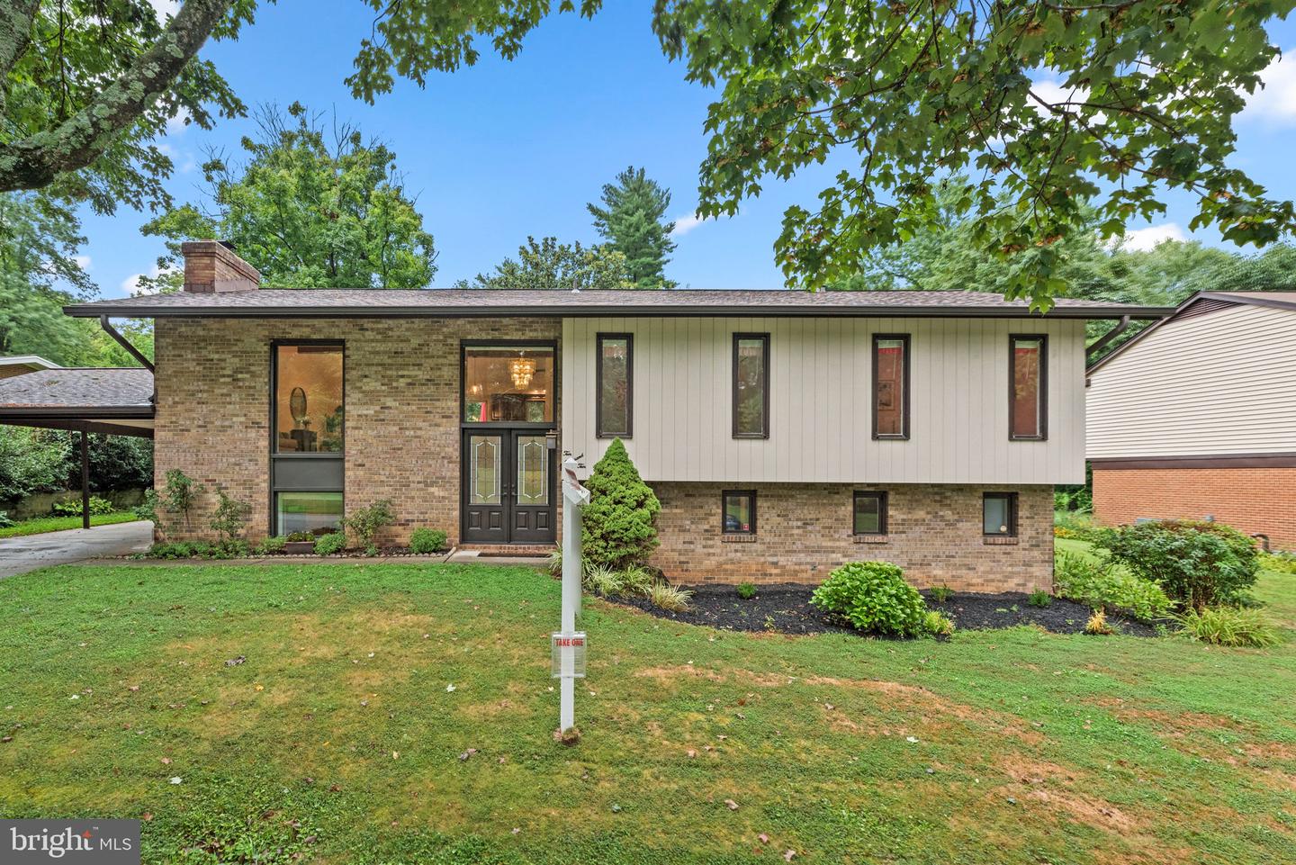 10010 Hyla Brook Rd