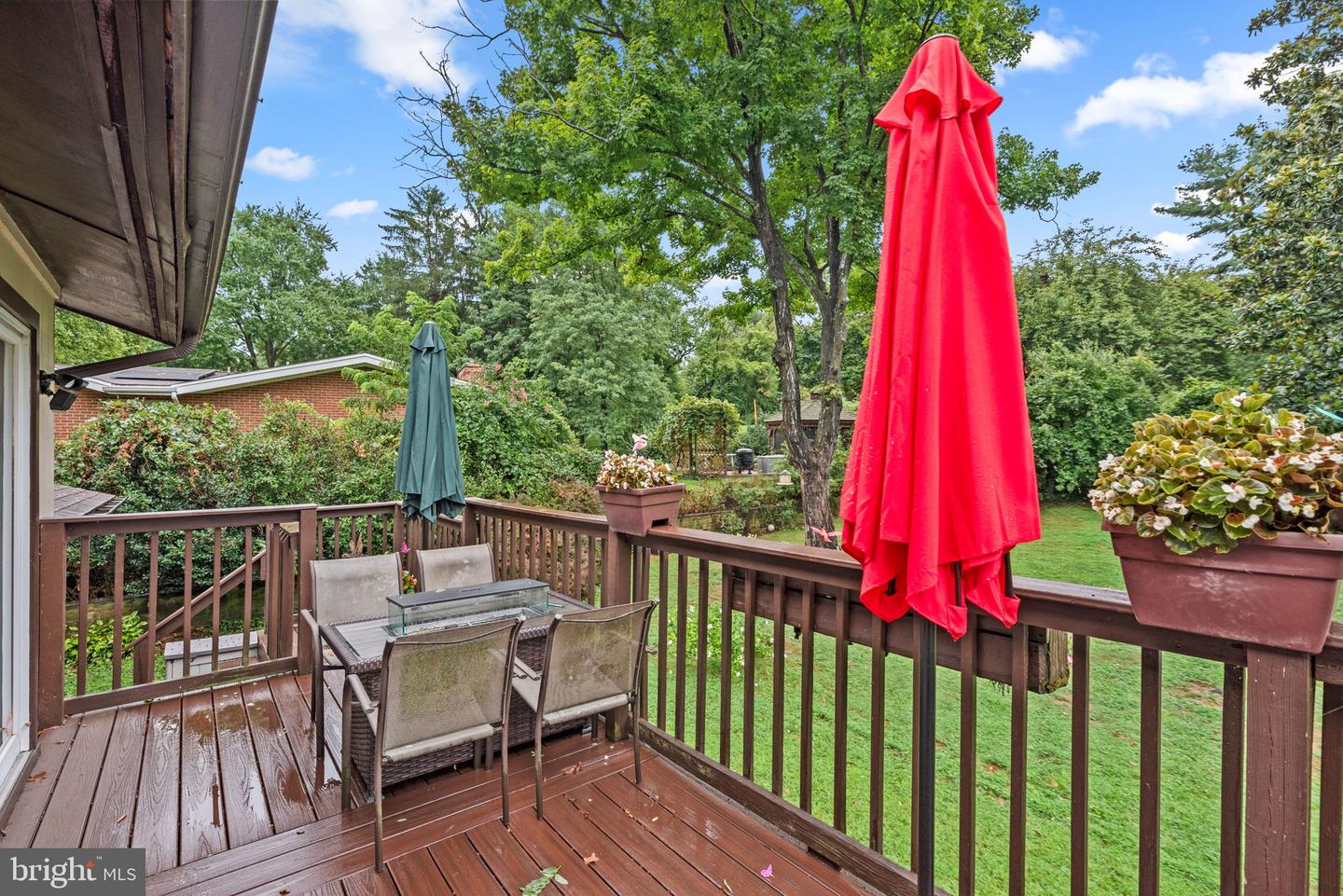 10010 Hyla Brook Rd