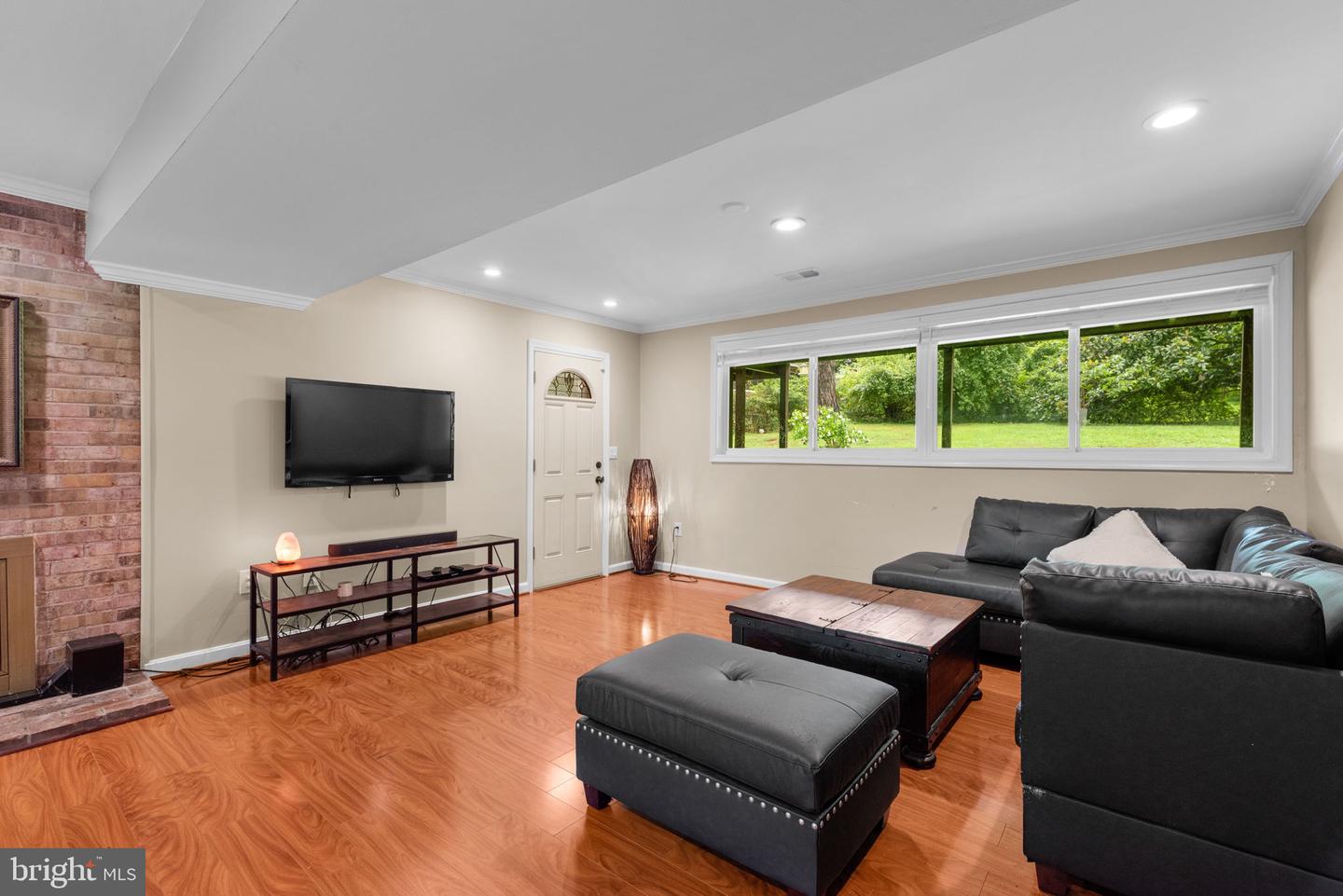 10010 Hyla Brook Rd