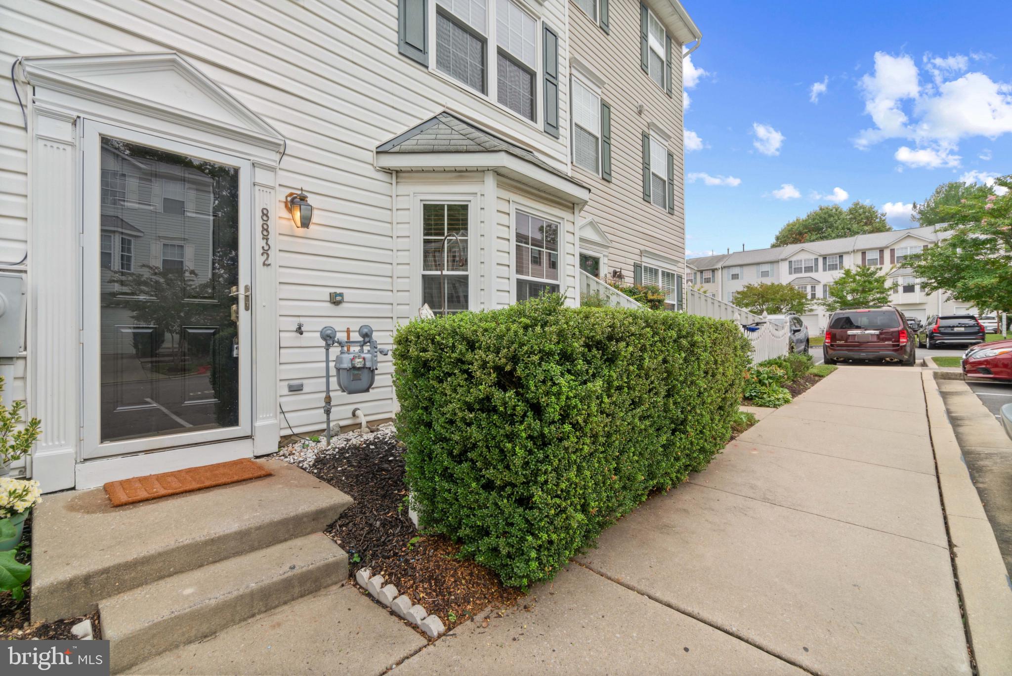 8832 Goose Landing Cir