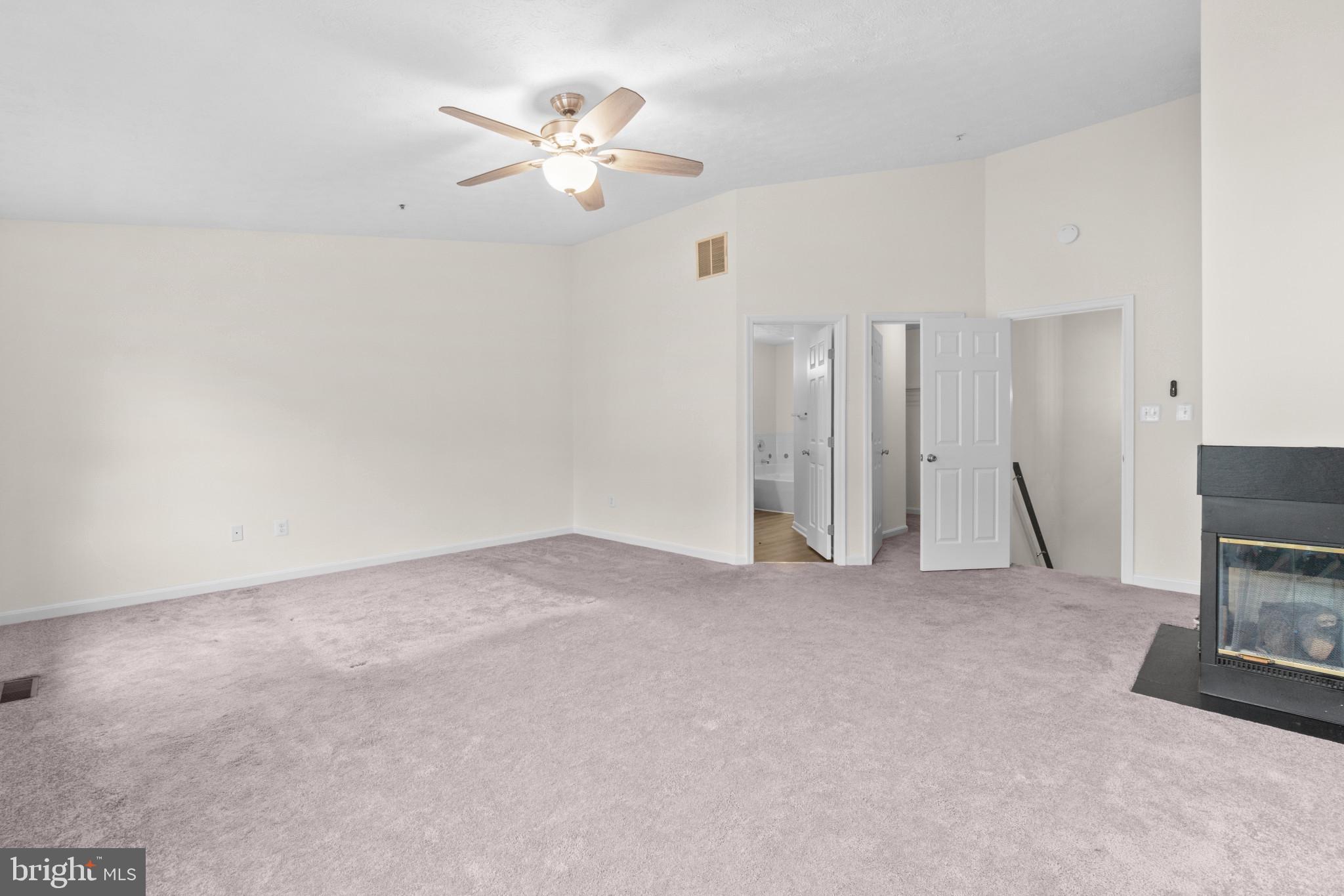 8832 Goose Landing Cir