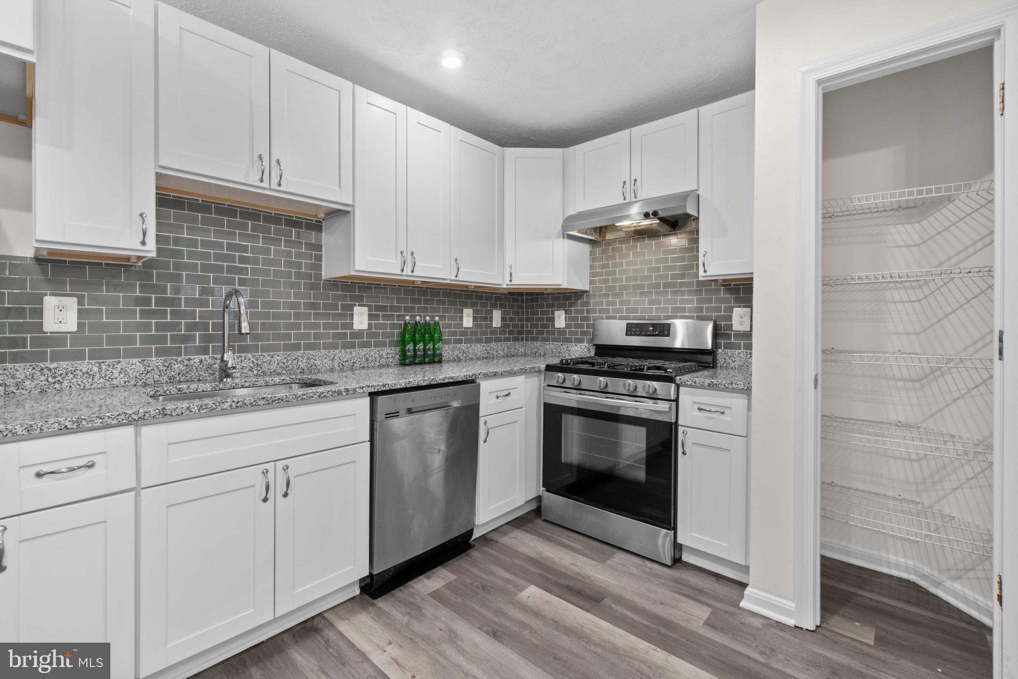 8832 Goose Landing Cir