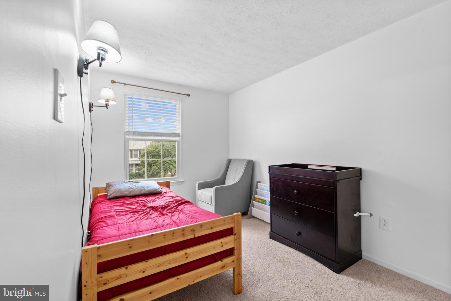 6480 Grommet Dr