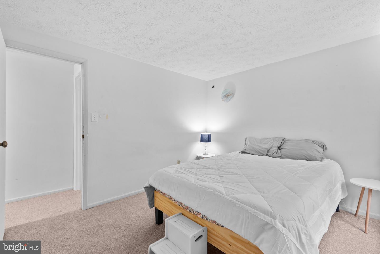6480 Grommet Dr