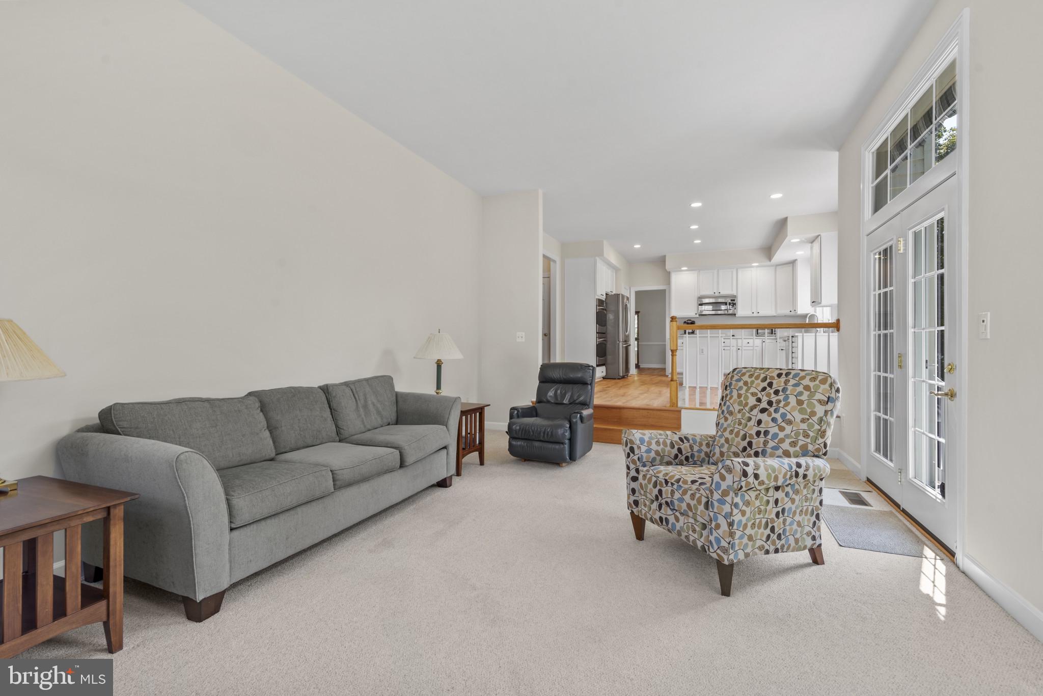 3303 Governor Carroll Ct