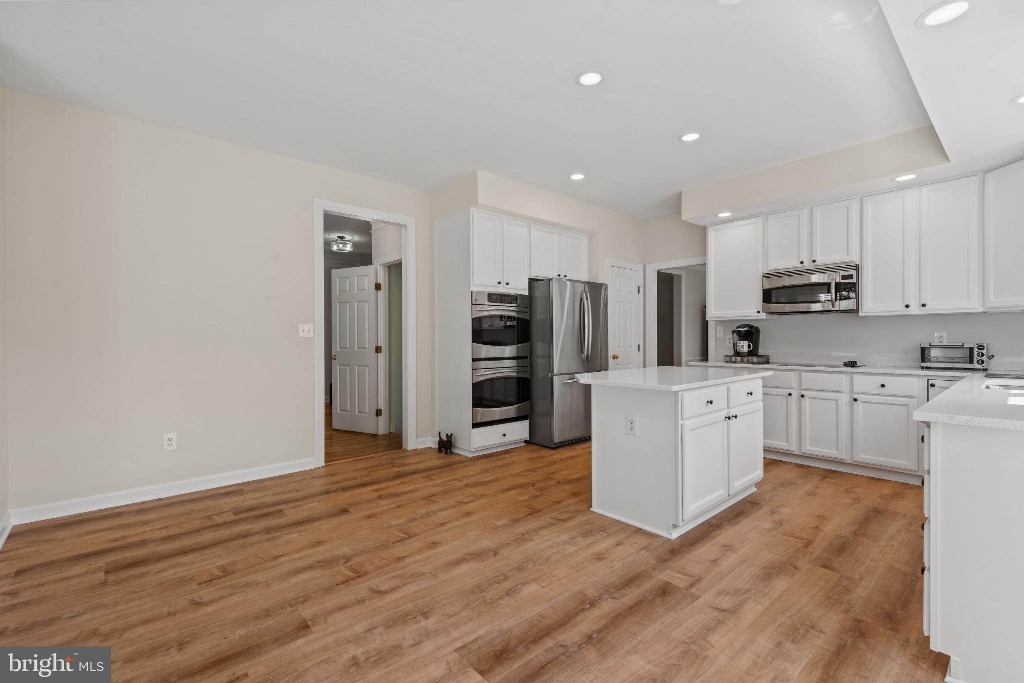 3303 Governor Carroll Ct