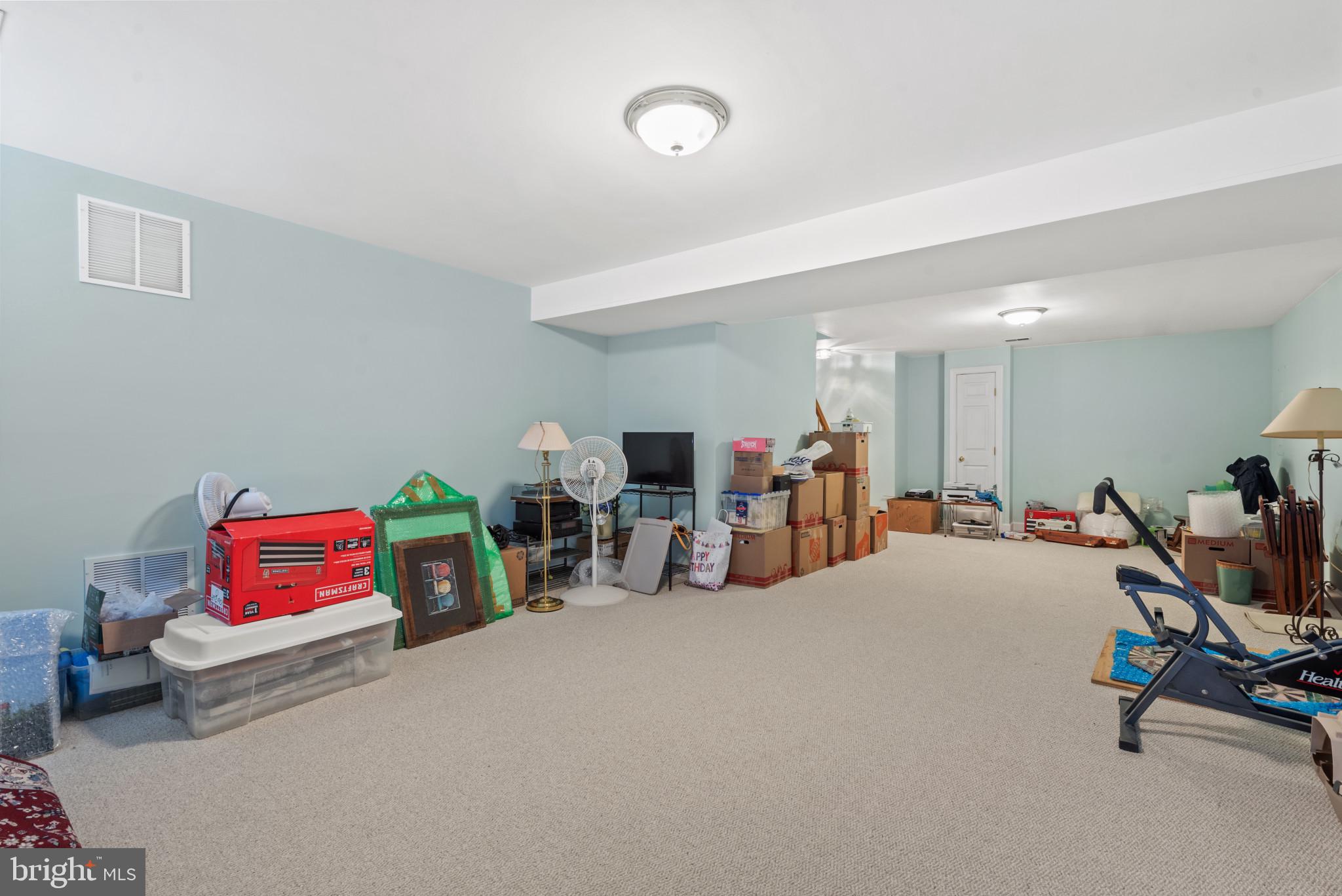 3303 Governor Carroll Ct