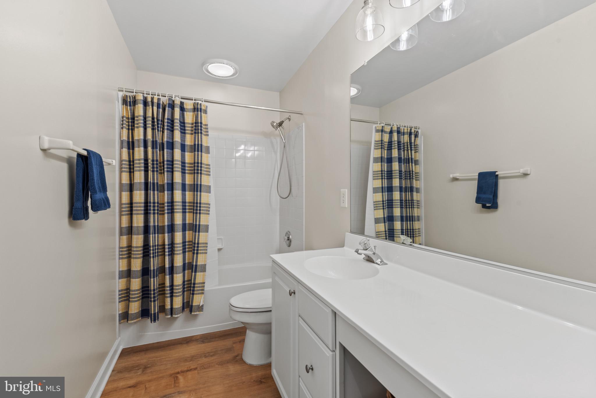 3303 Governor Carroll Ct