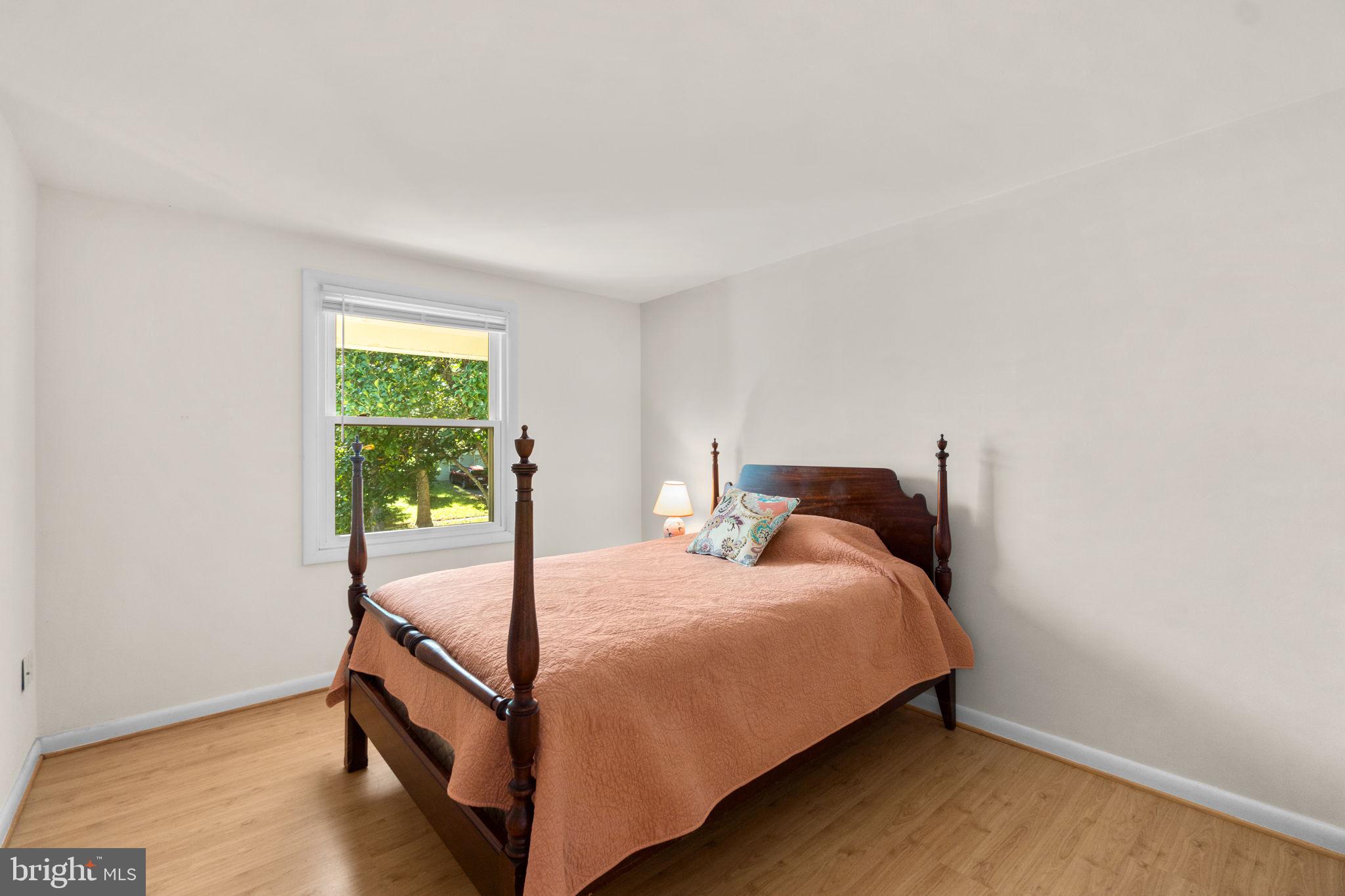 5039 W Running Brook Rd