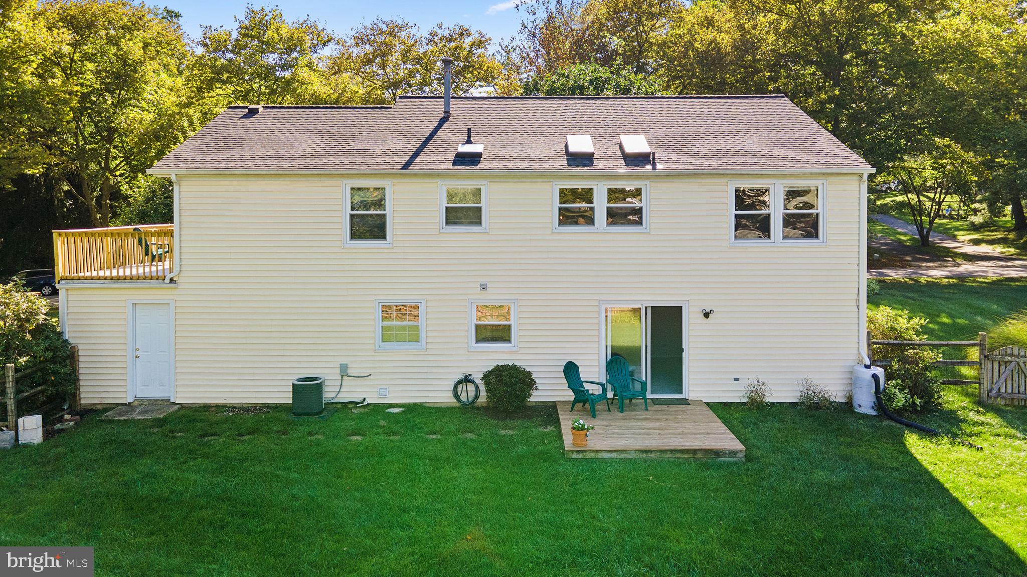 5039 W Running Brook Rd