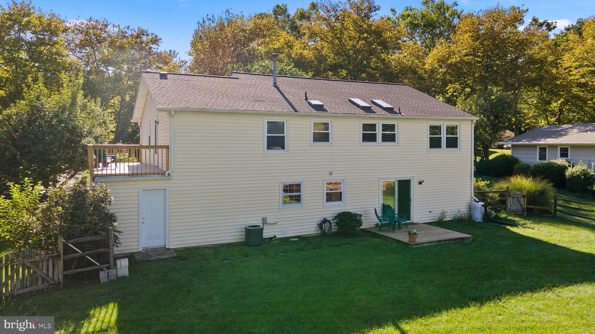 5039 W Running Brook Rd