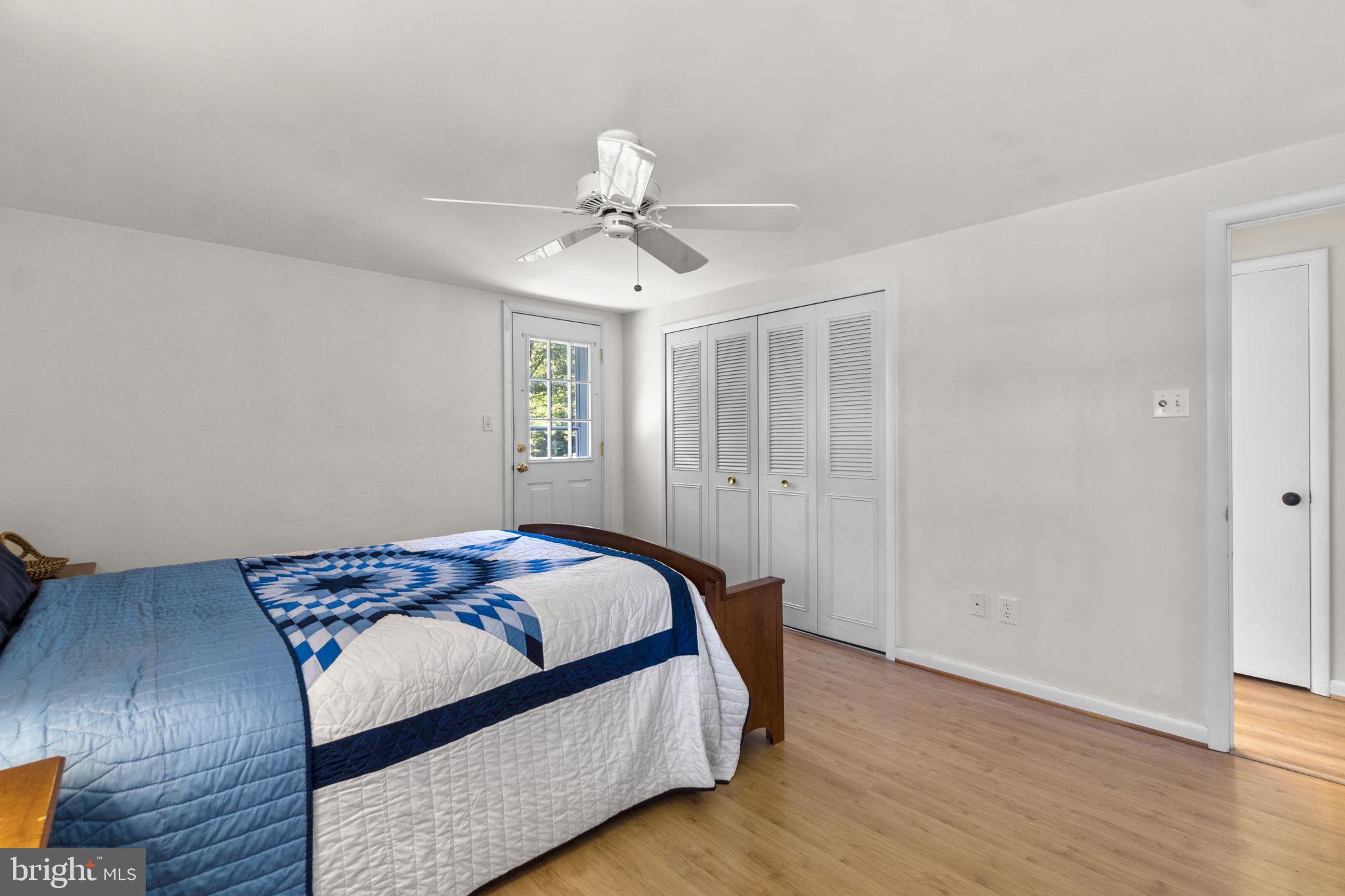 5039 W Running Brook Rd