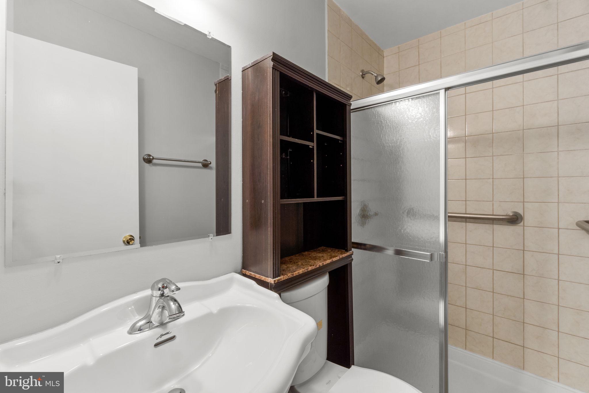 5649 Thunder Hill Rd