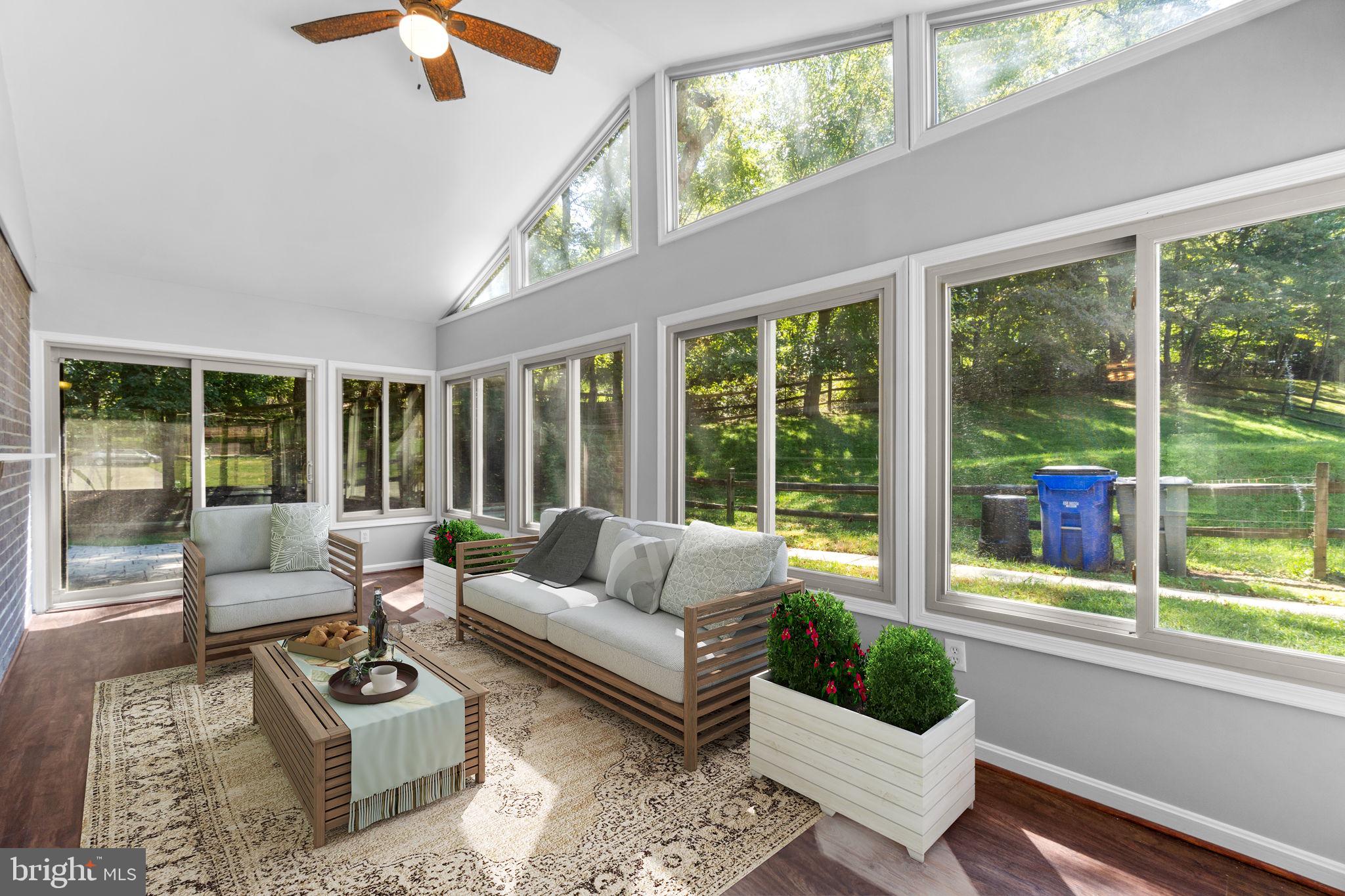 5649 Thunder Hill Rd