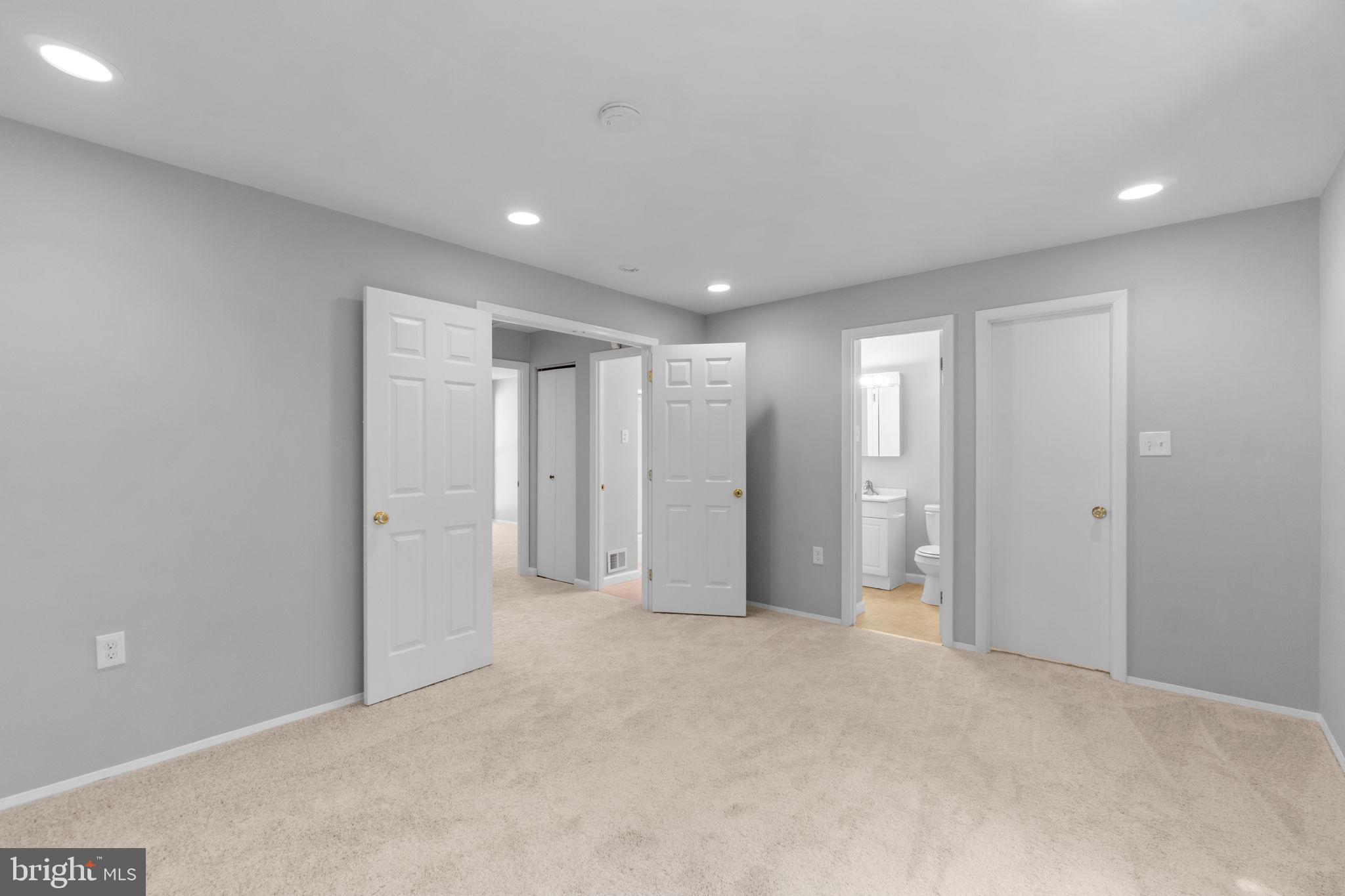 5649 Thunder Hill Rd