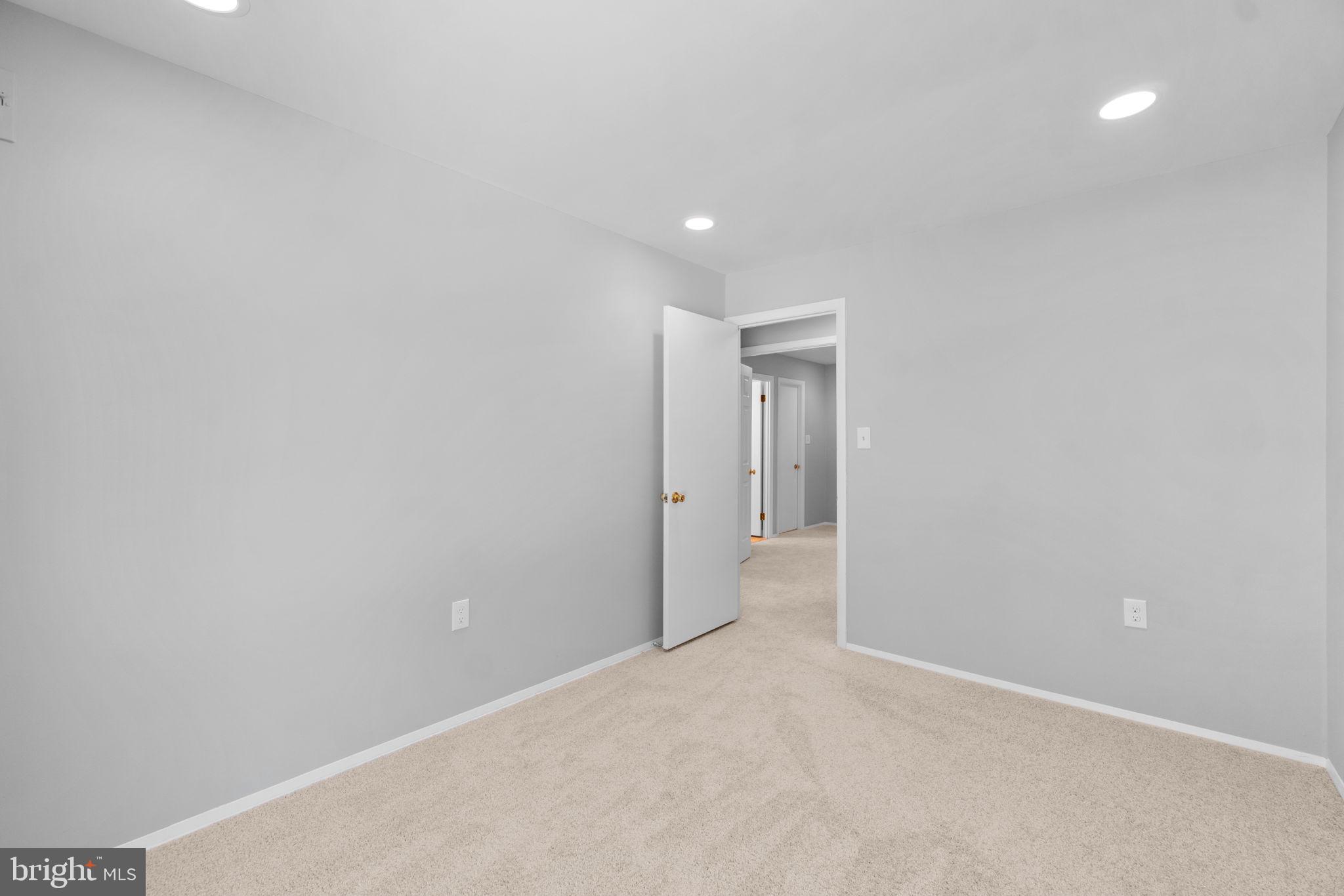 5649 Thunder Hill Rd