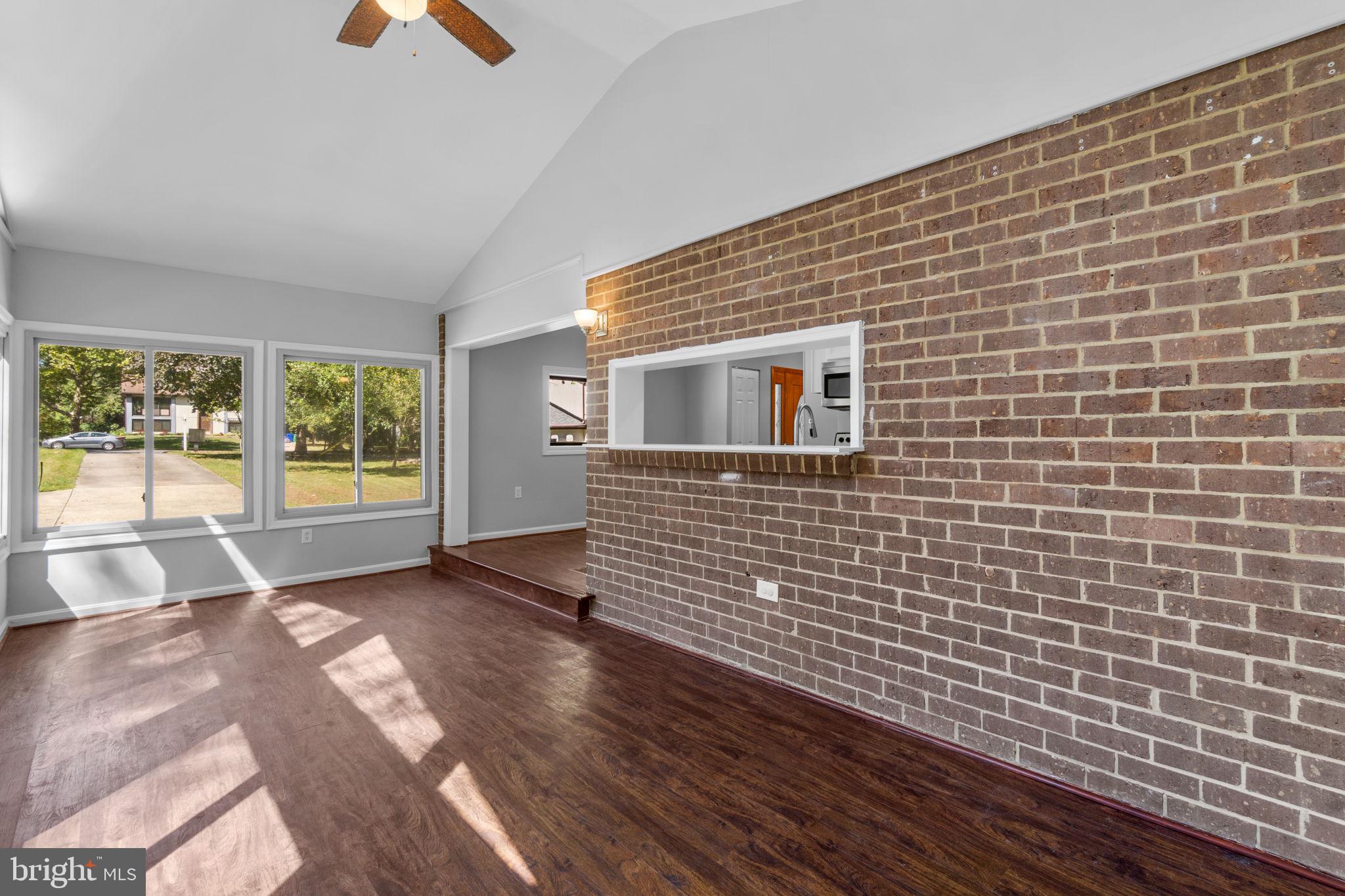 5649 Thunder Hill Rd