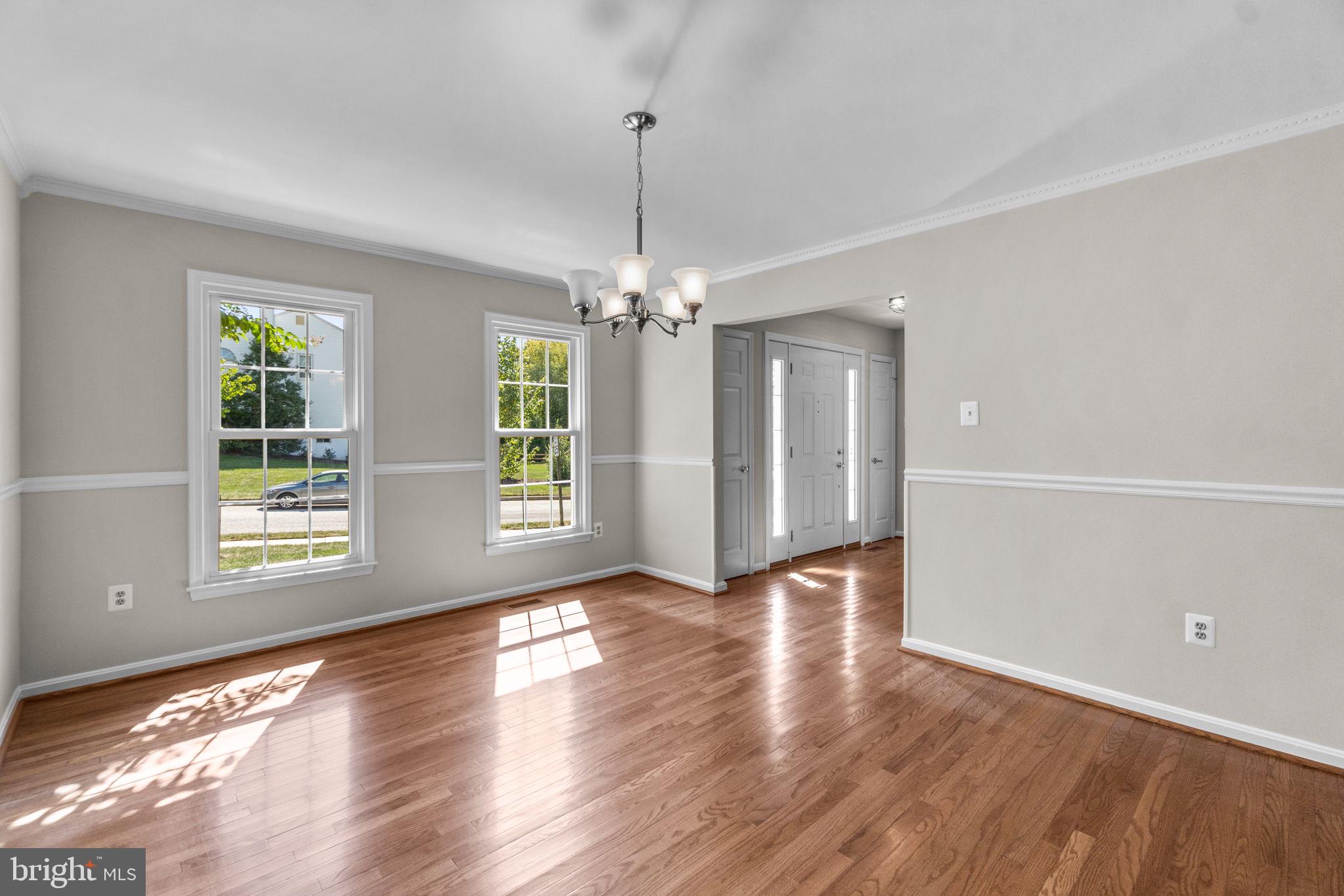 7812 Flagstone Ct NW