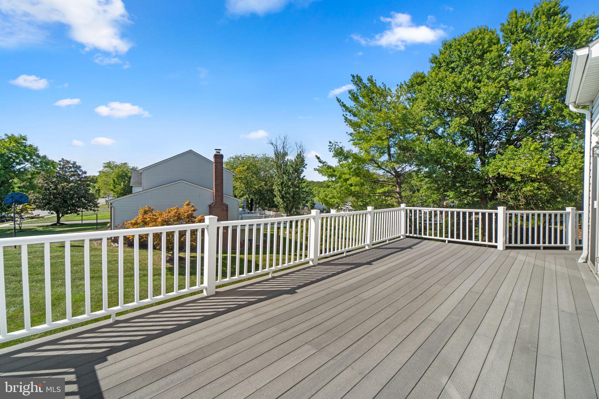 7812 Flagstone Ct NW