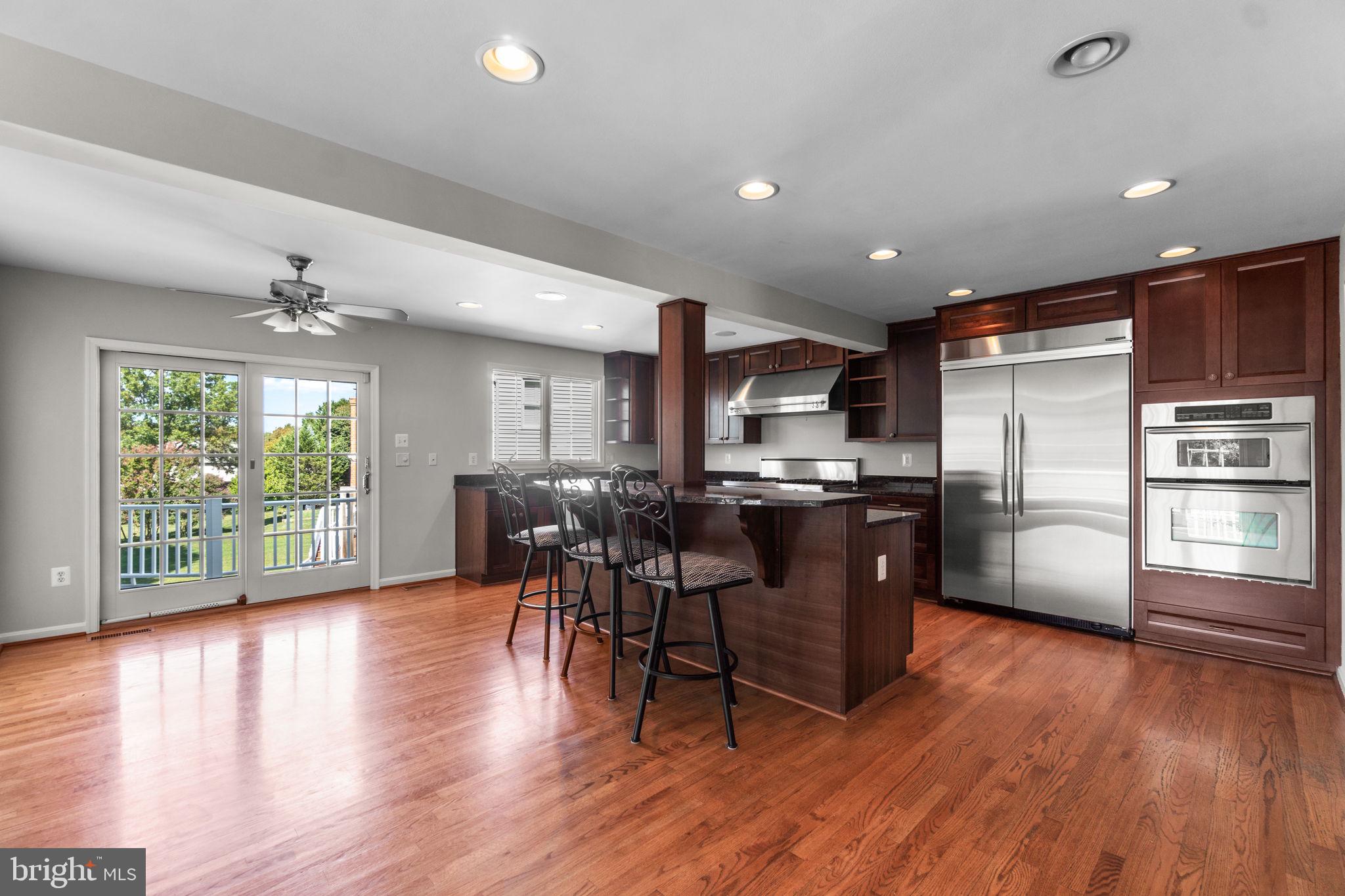 7812 Flagstone Ct NW