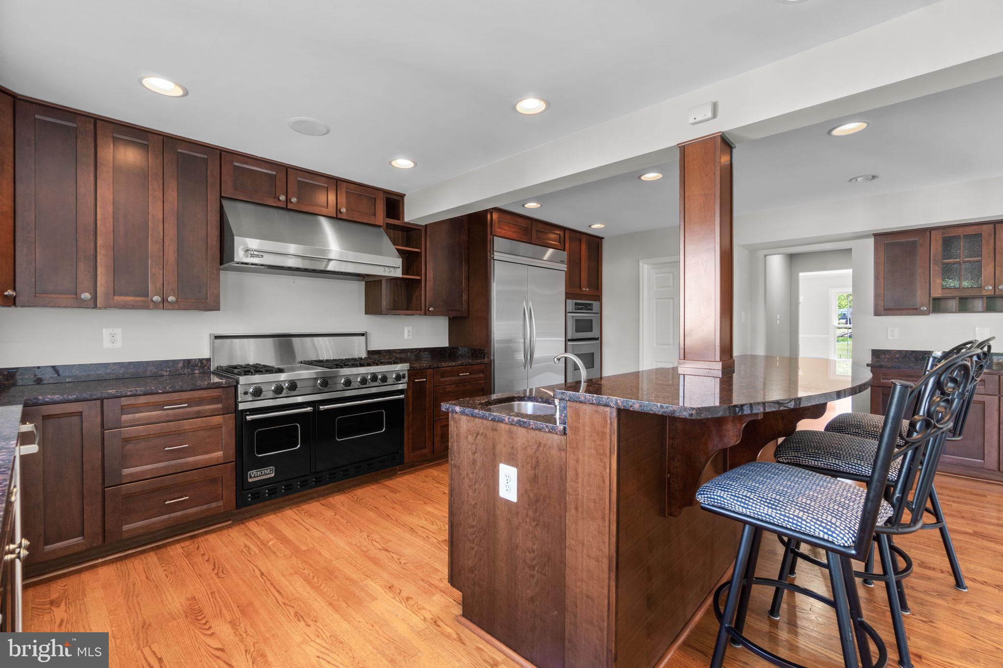 7812 Flagstone Ct NW