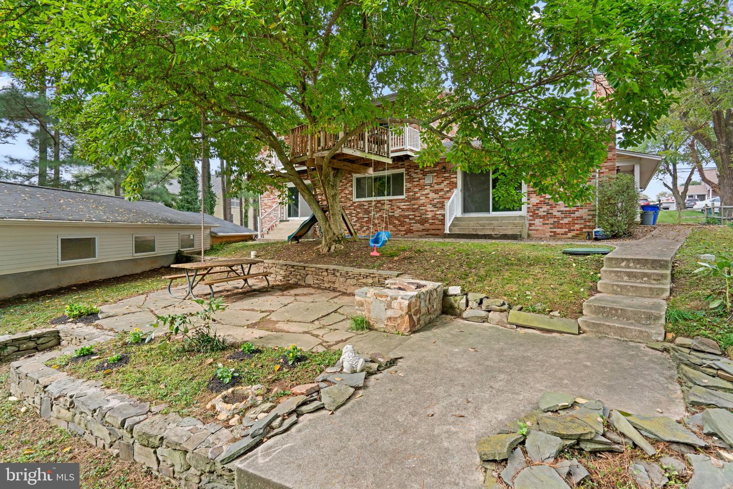 10661 Harding Rd