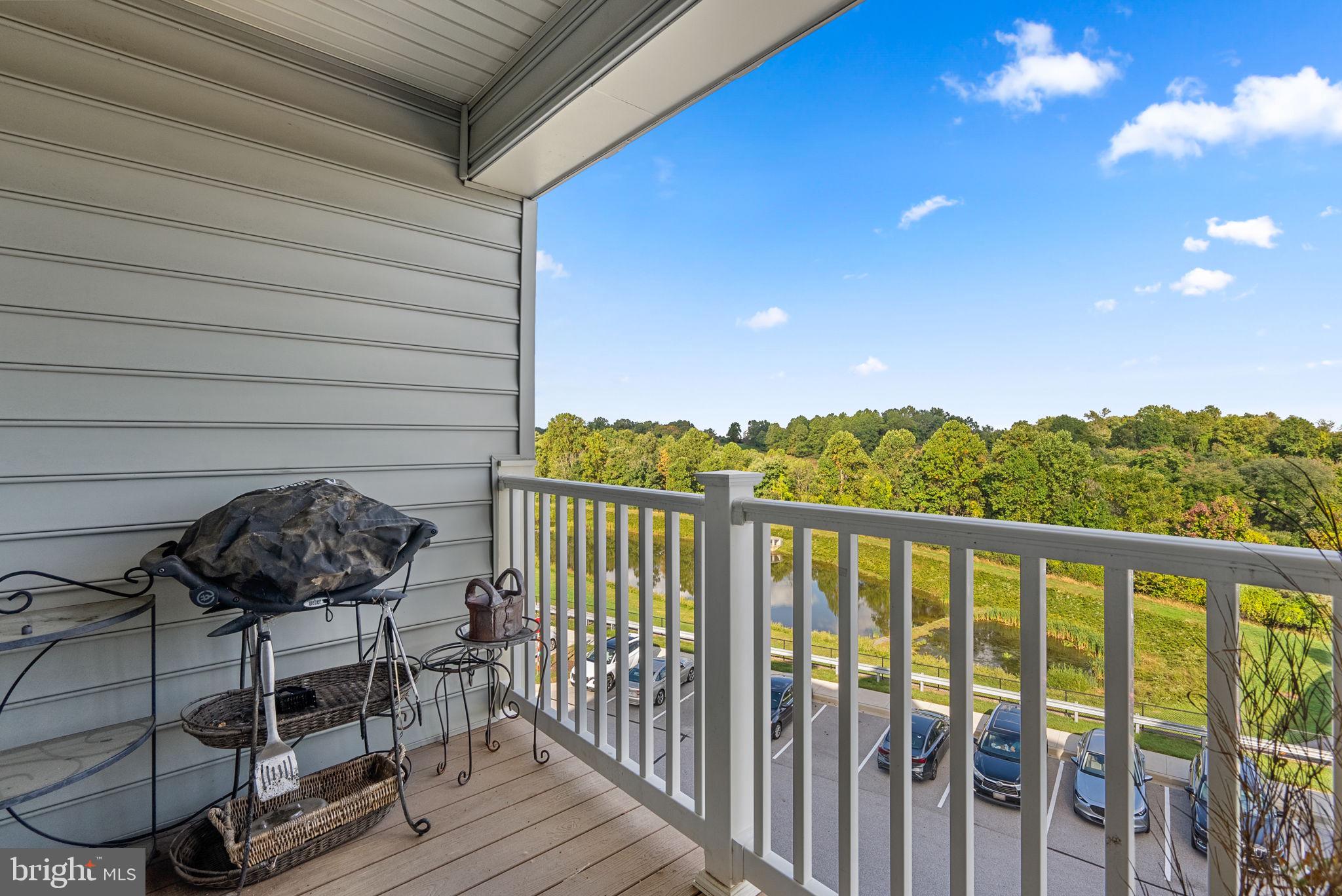 2121 John Stuart Rd #R