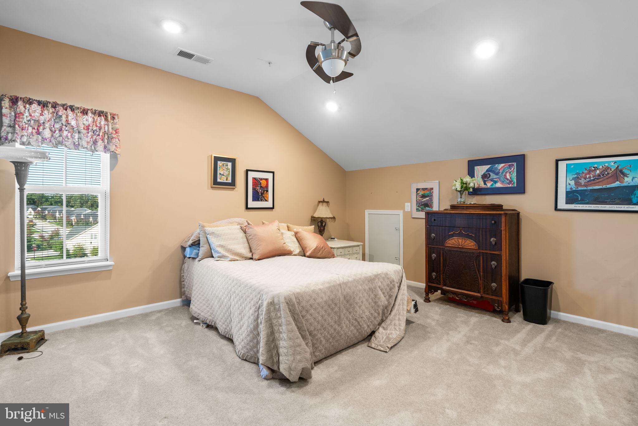 2121 John Stuart Rd #R