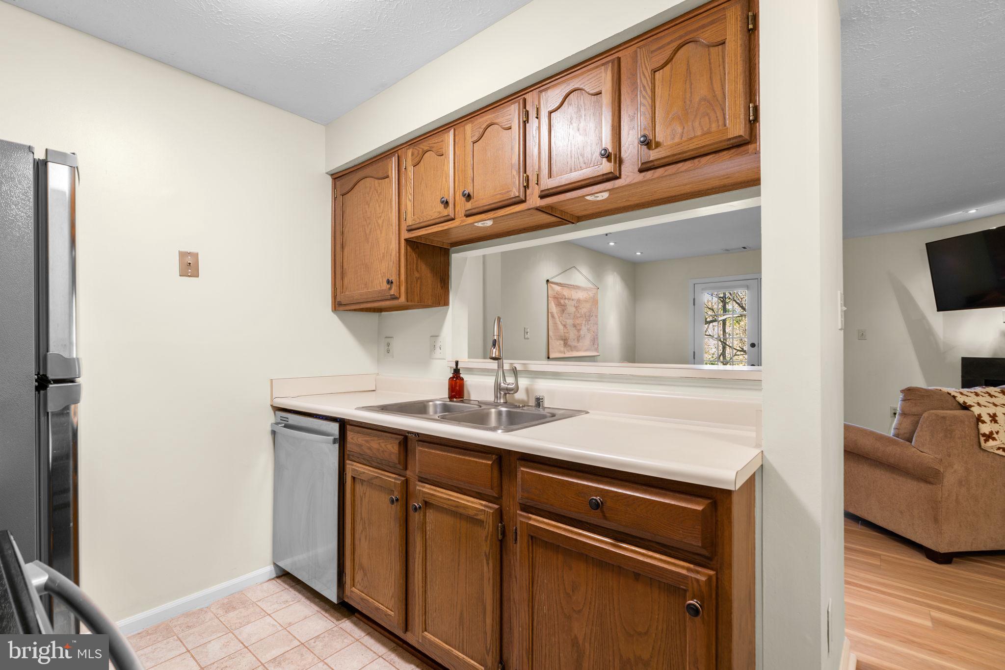 4728 Dorsey Hall Dr #801