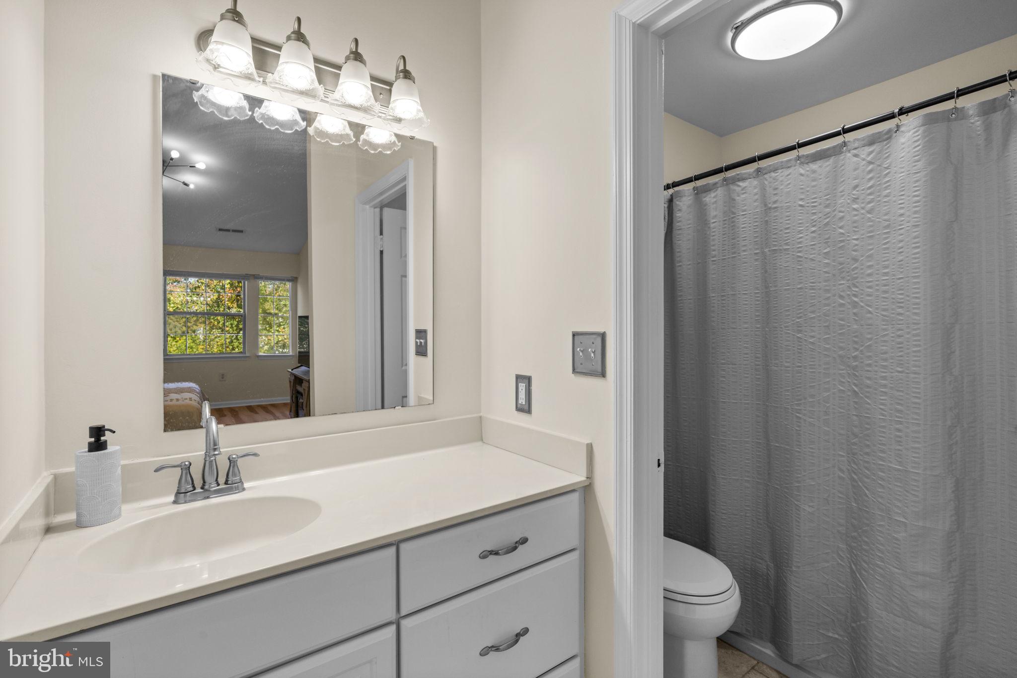 8511 FALLS RUN RD #K