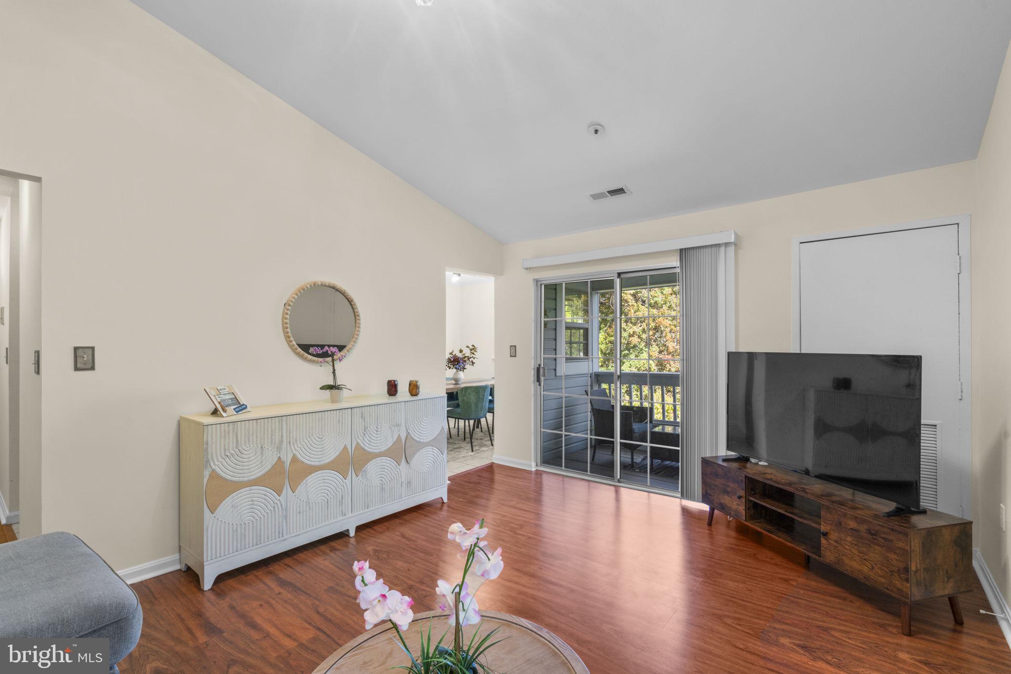 8511 FALLS RUN RD #K