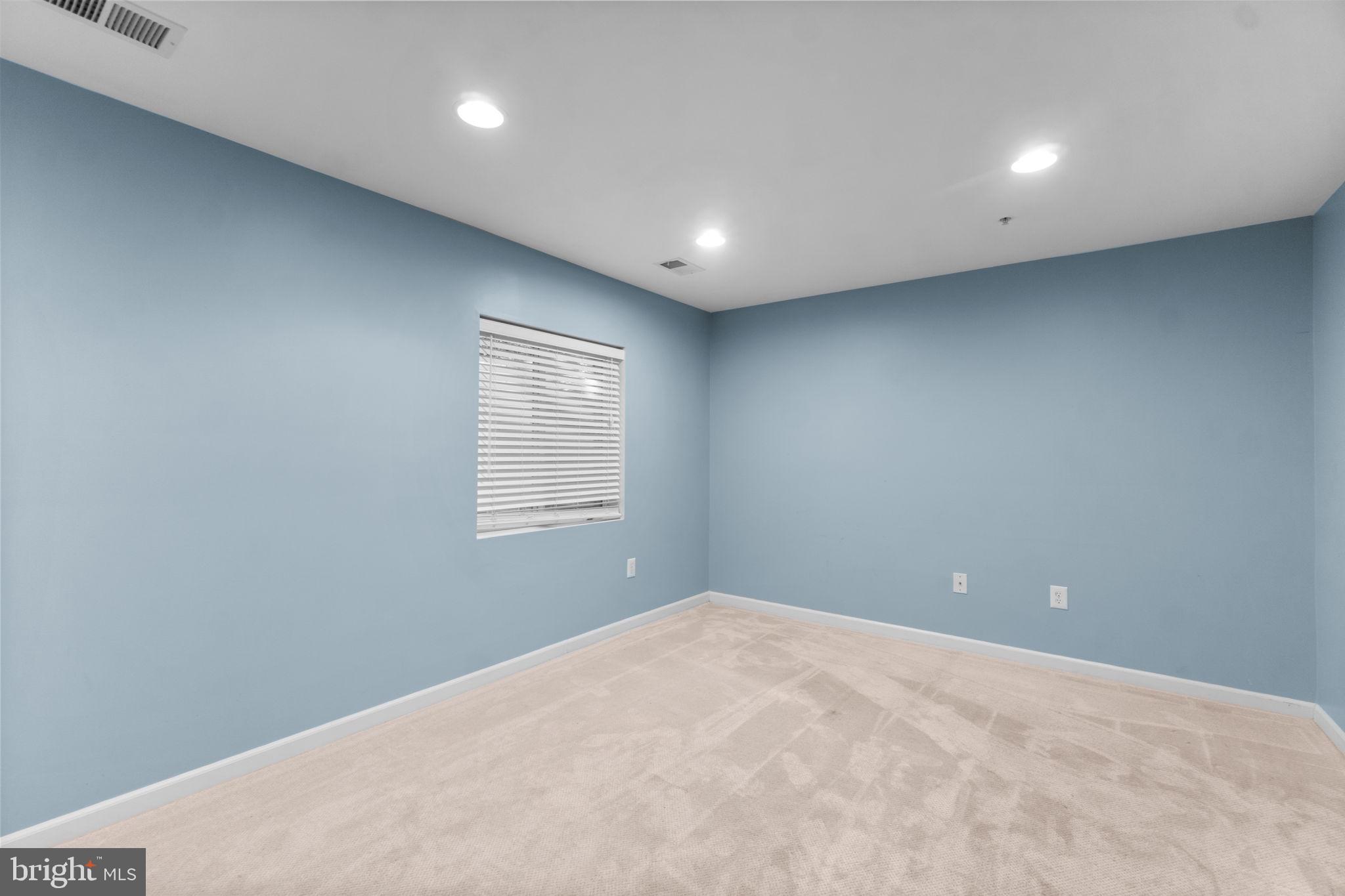 4814 Portsmouth Rd #31