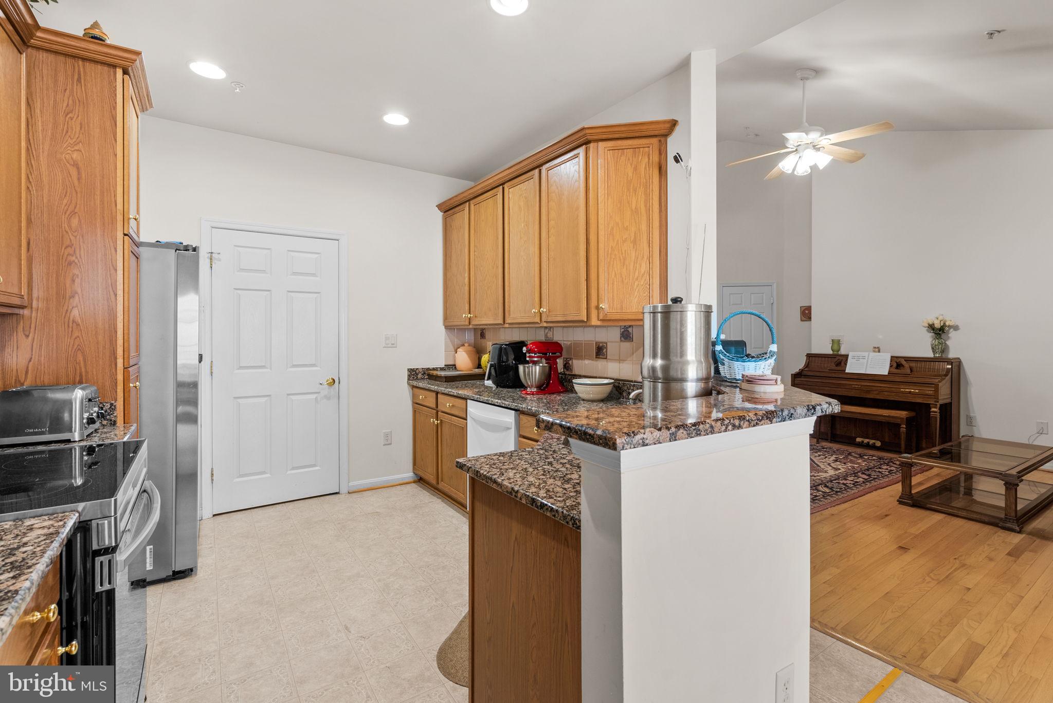 10701 Shady Summer Dr #12