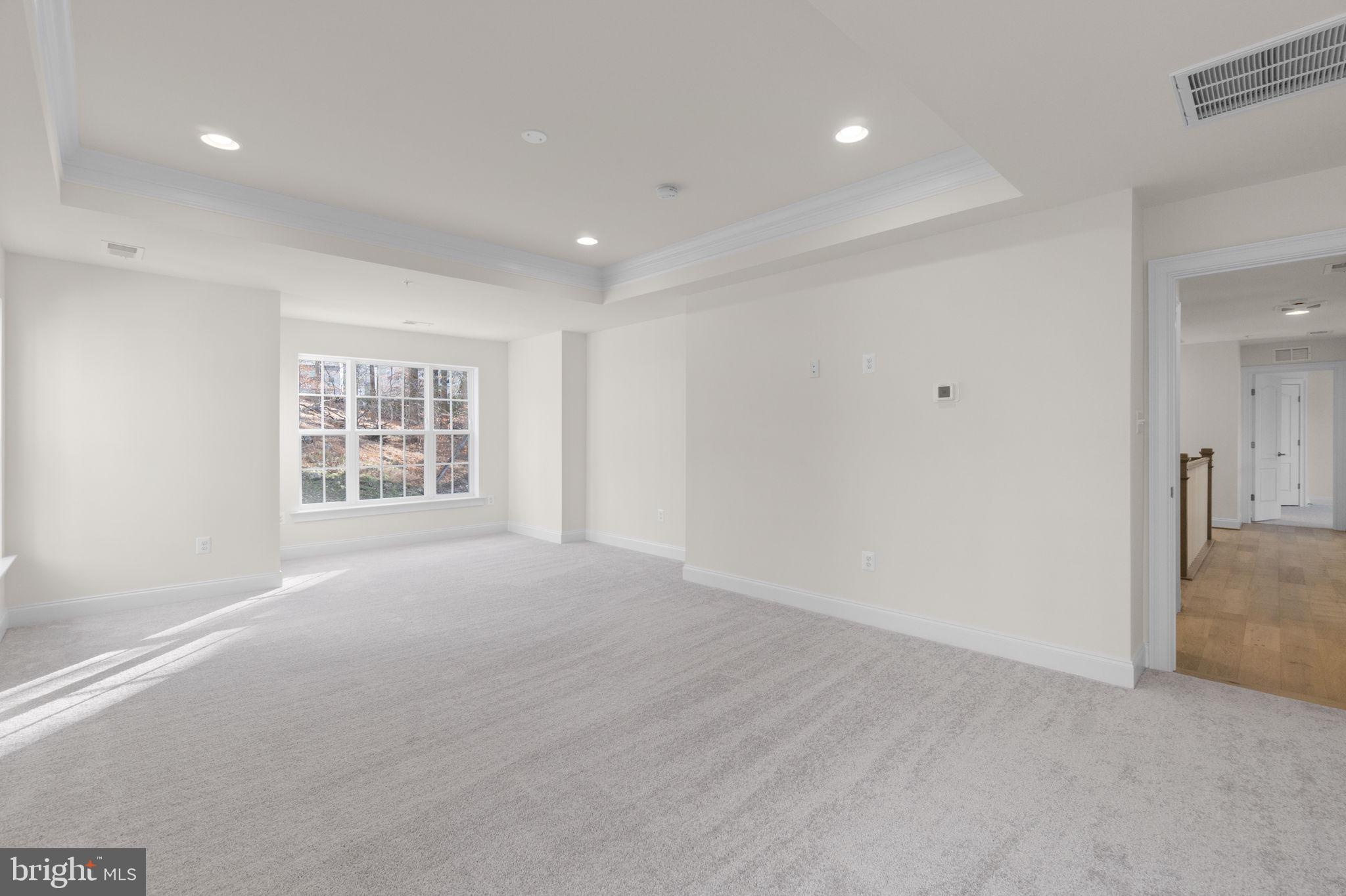 5005 Poplar Ridge Ln