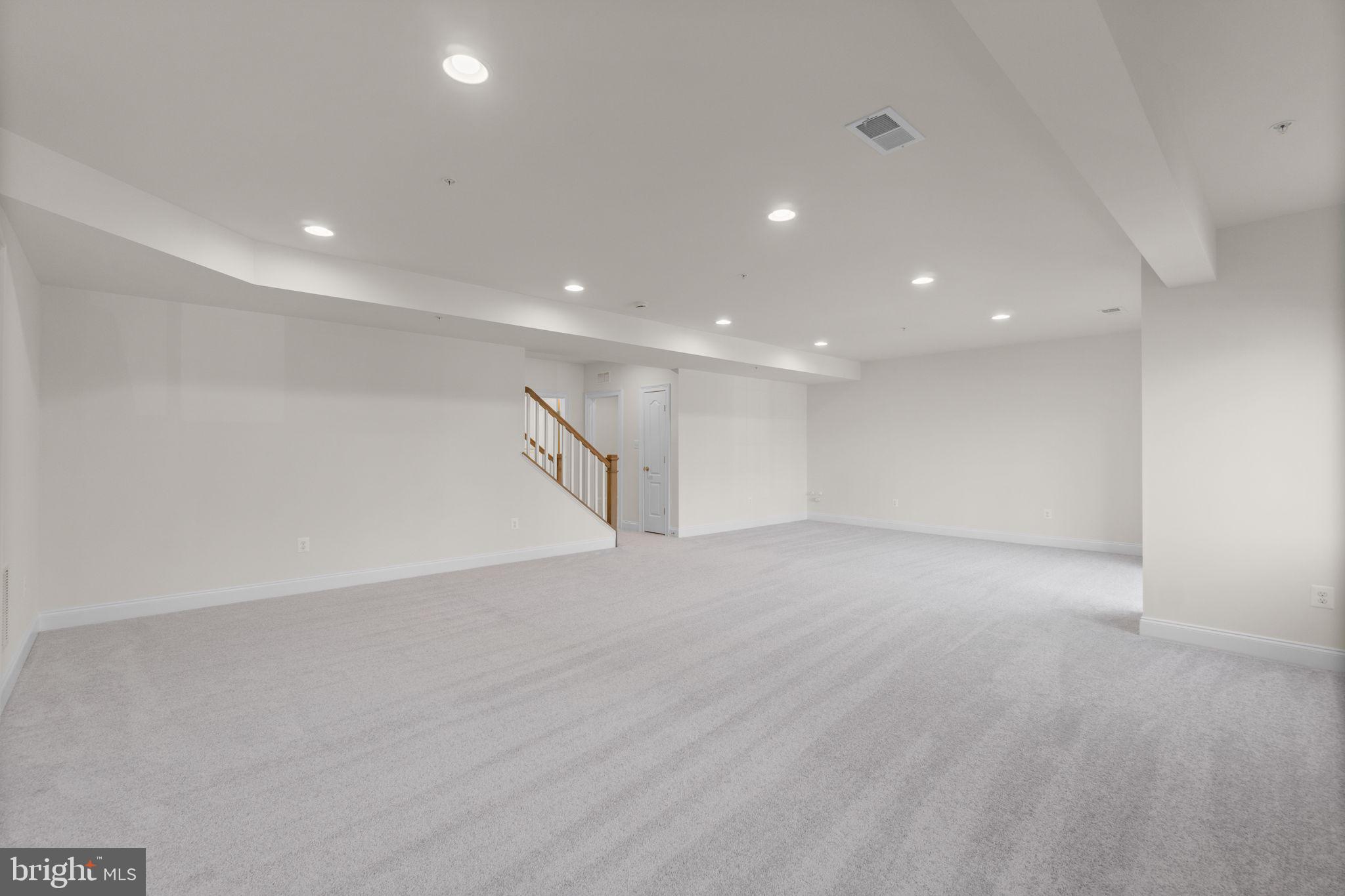 5005 Poplar Ridge Ln