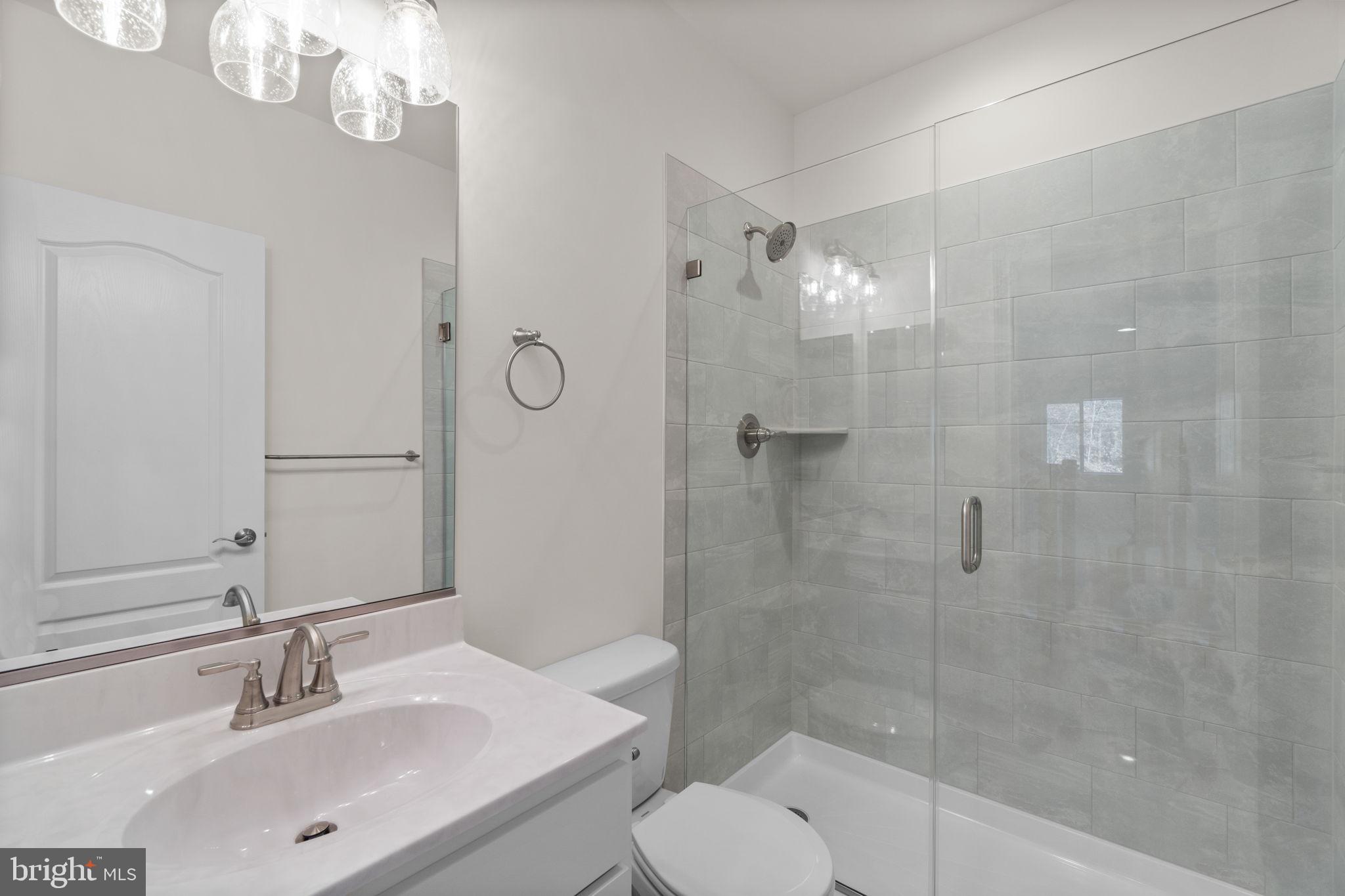 5005 Poplar Ridge Ln