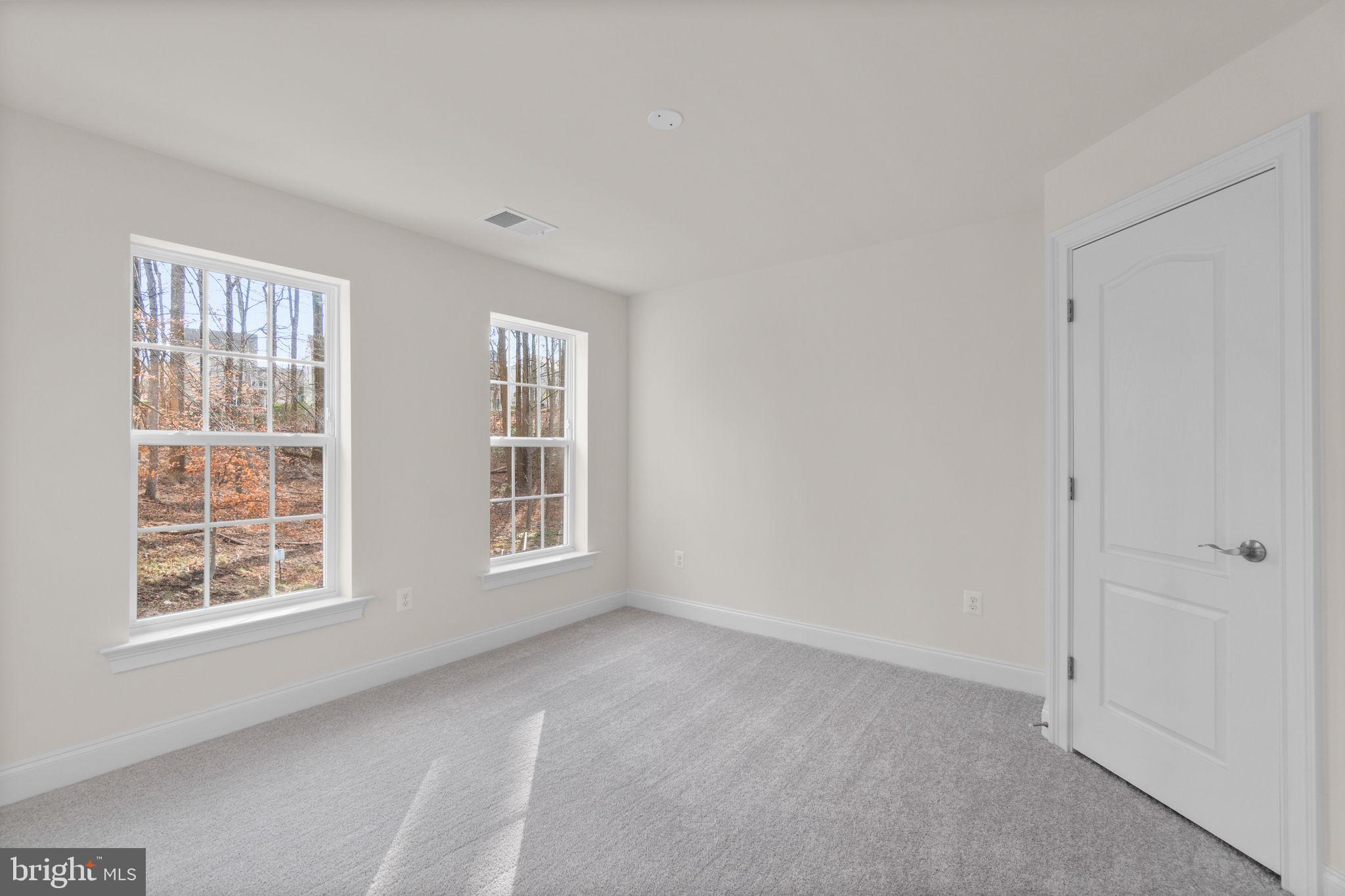 5005 Poplar Ridge Ln