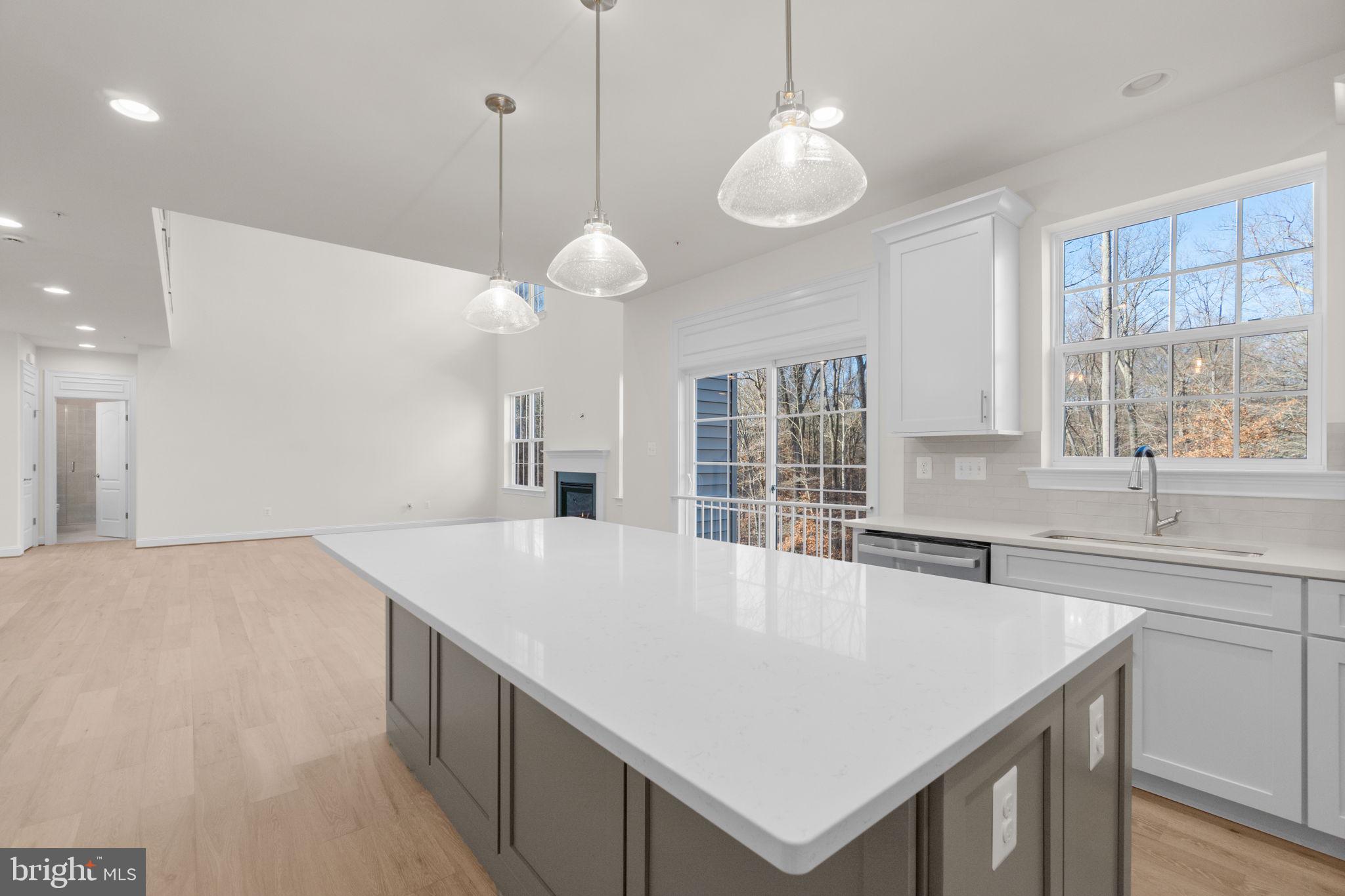 5005 Poplar Ridge Ln