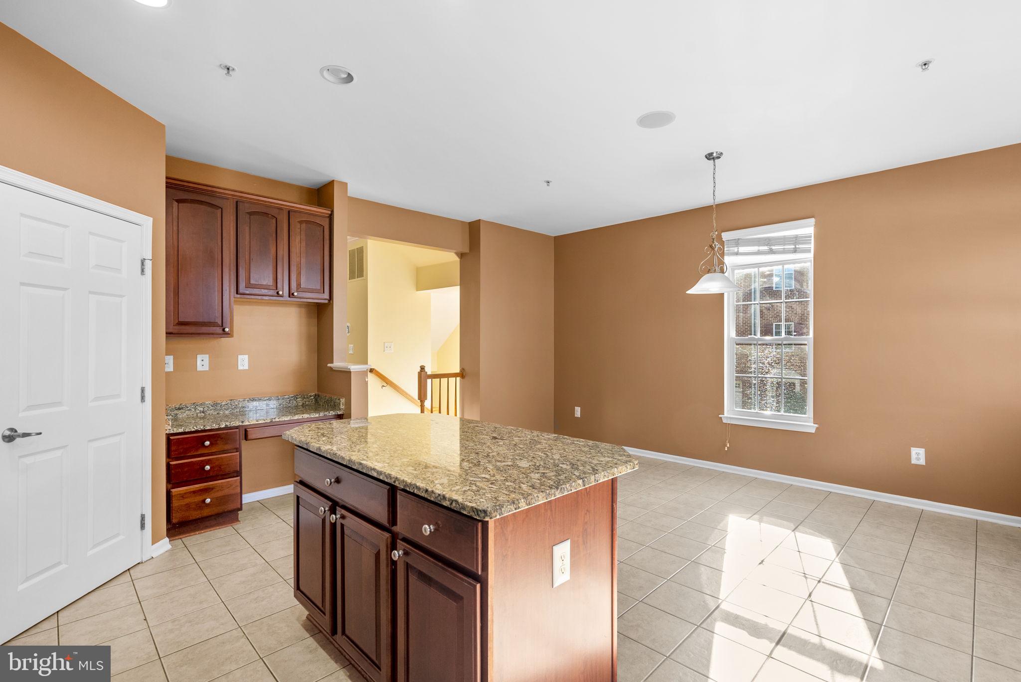 4802 Portsmouth Rd #25