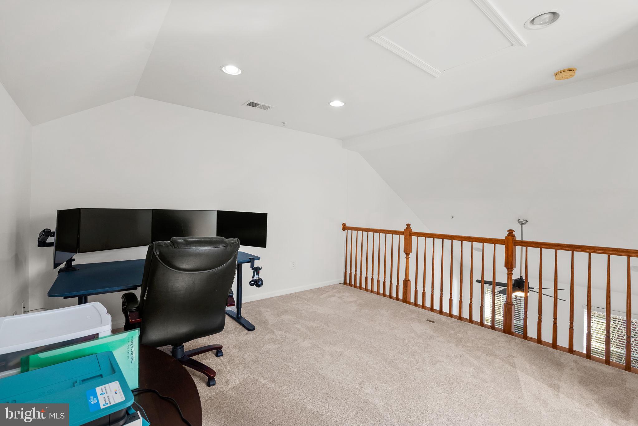 4802 Portsmouth Rd #25