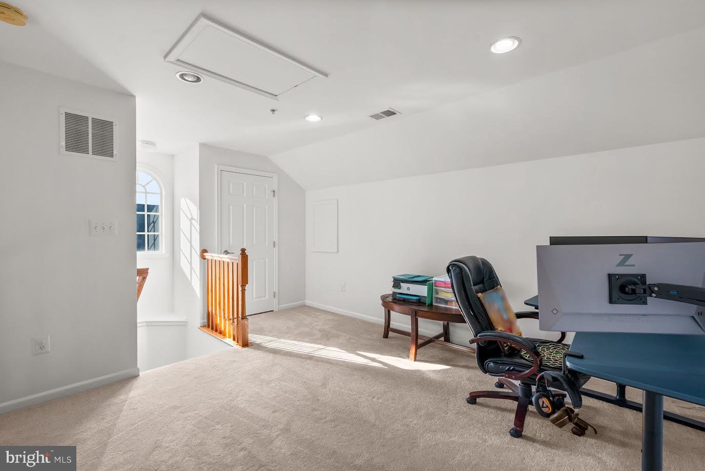 4802 Portsmouth Rd #25