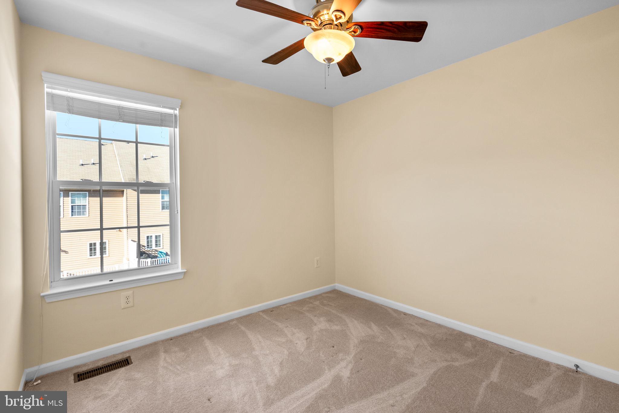 4802 Portsmouth Rd #25