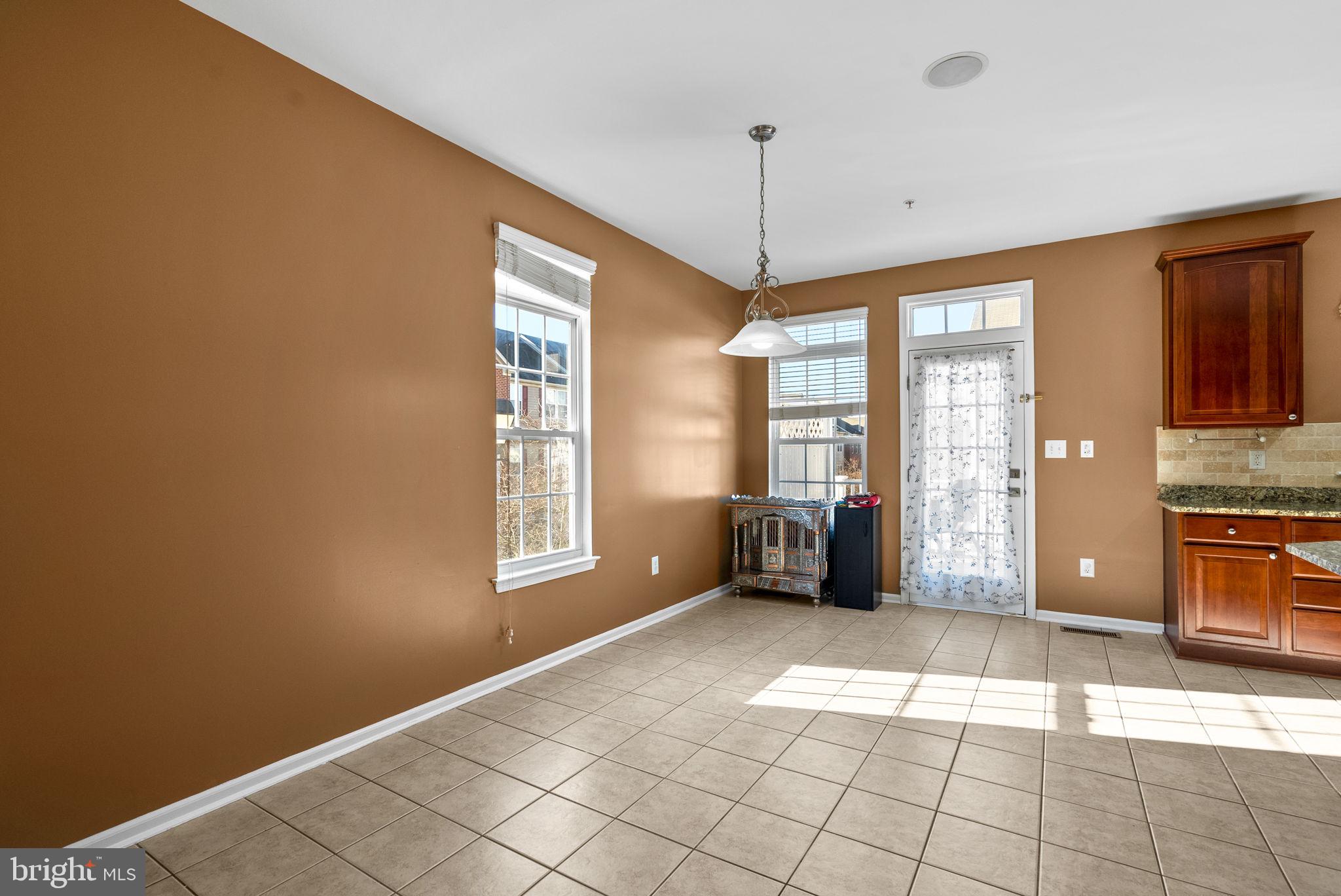 4802 Portsmouth Rd #25